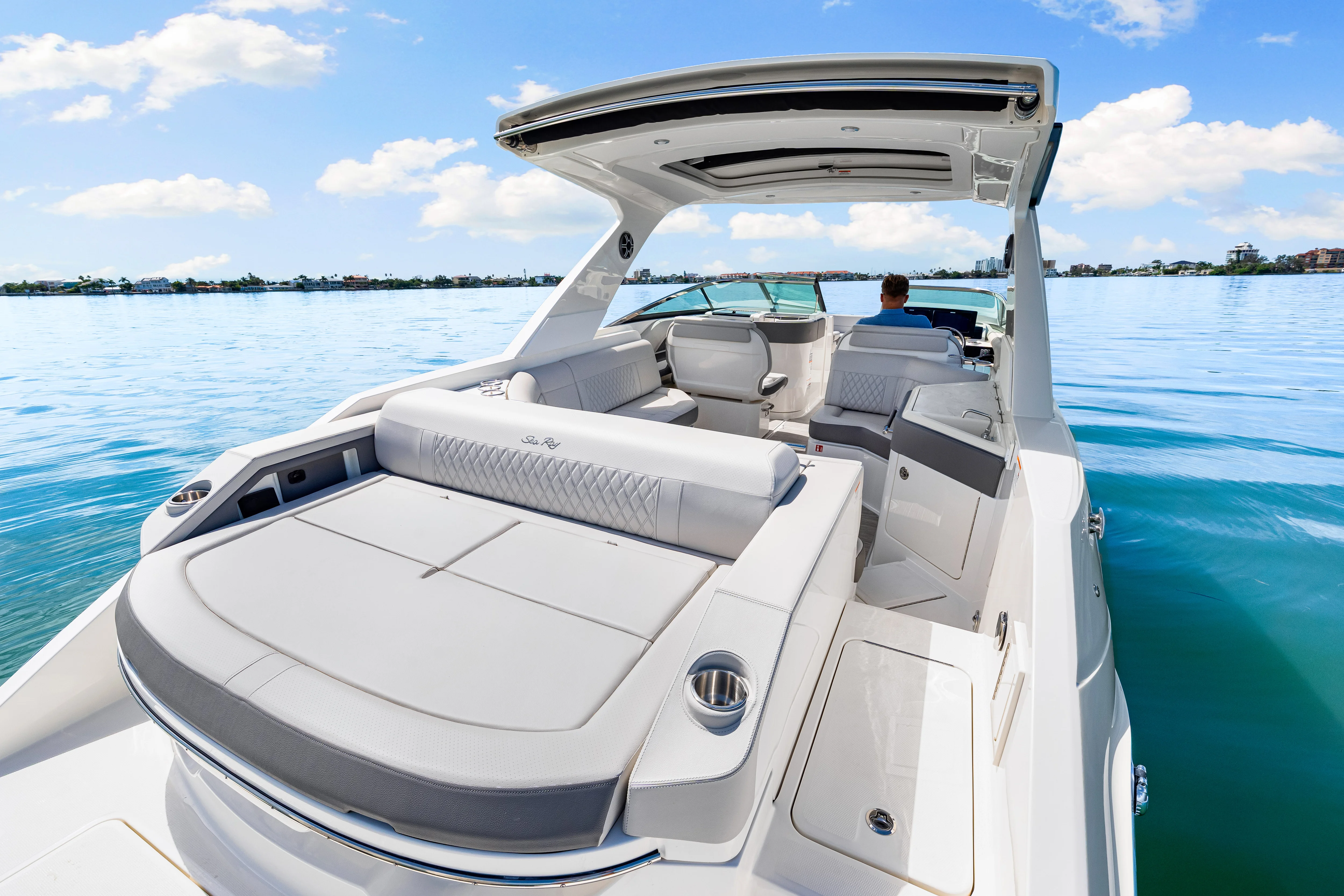 2026 Sea Ray SLX 310 Outboard Image Thumbnail #24