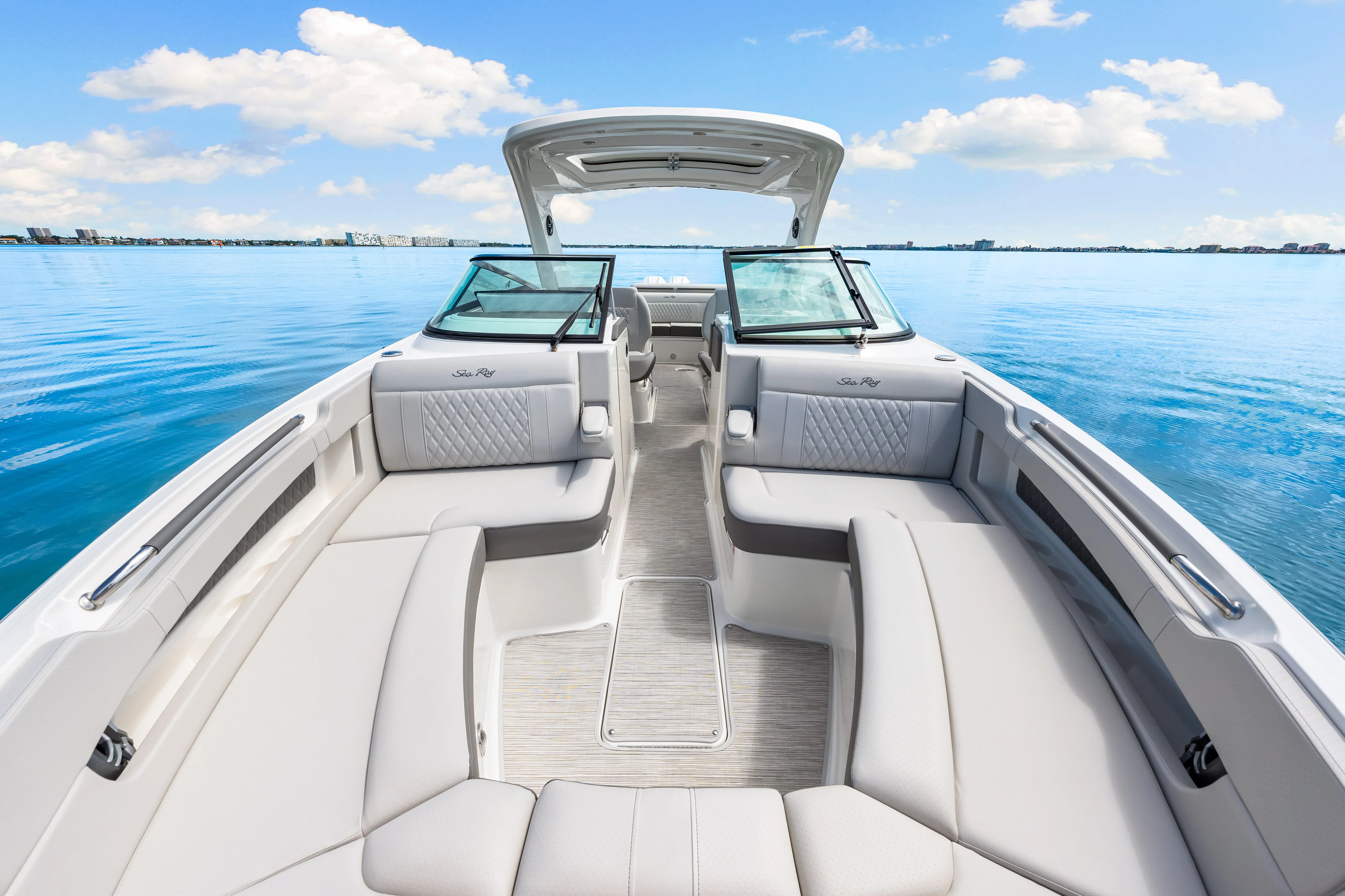 2026 Sea Ray SLX 310 Outboard Image Thumbnail #42