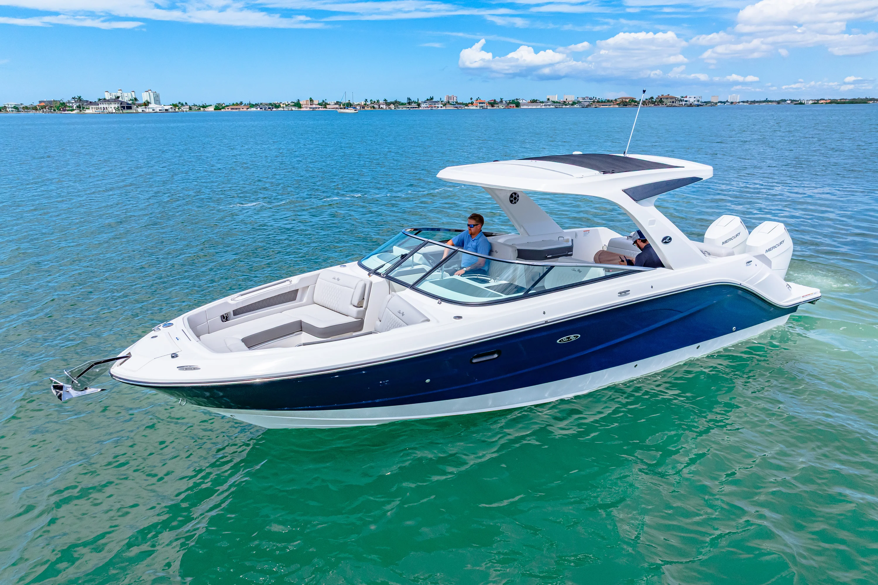 2026 Sea Ray SLX 310 Outboard Image Thumbnail #14