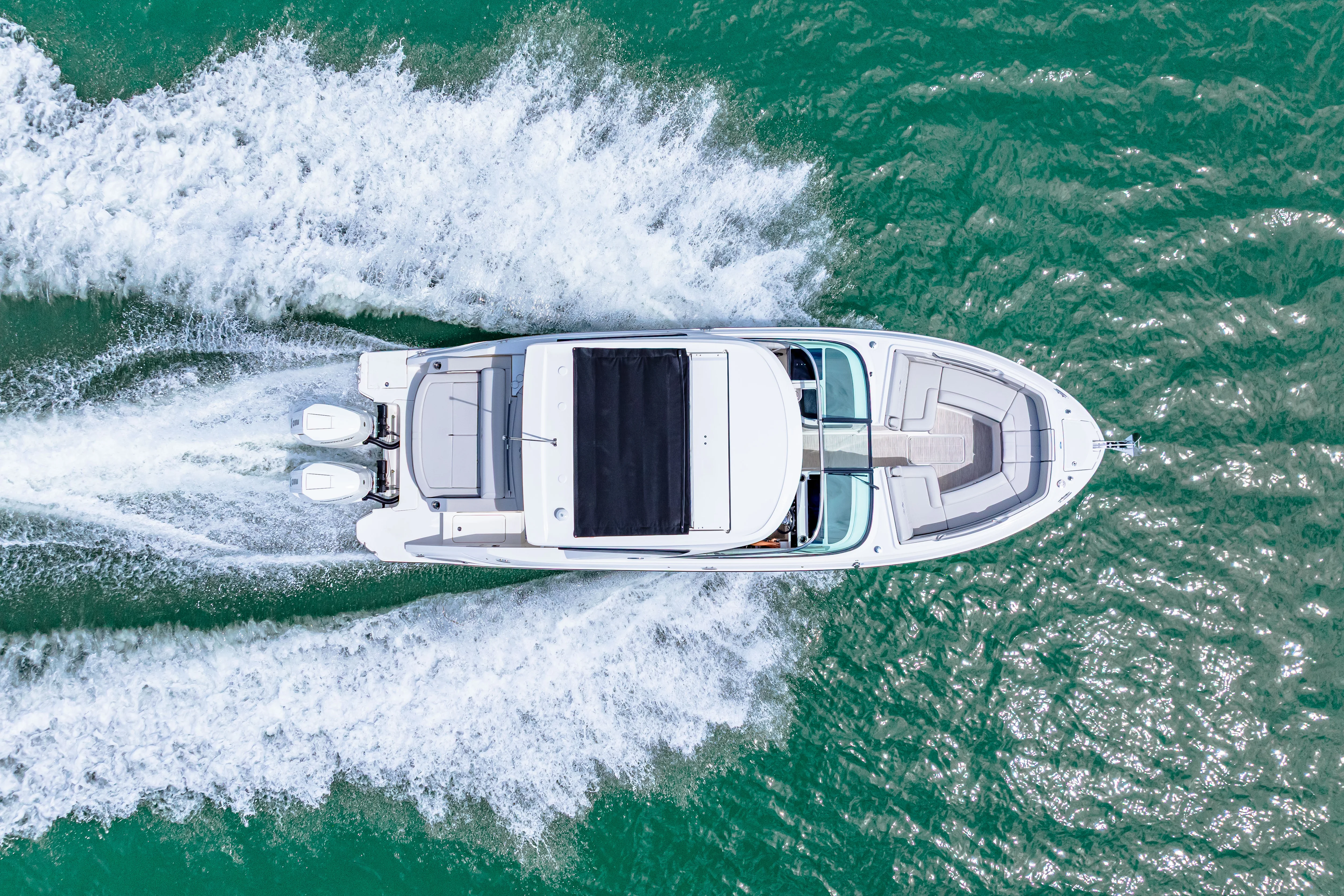 2026 Sea Ray SLX 310 Outboard Image Thumbnail #20