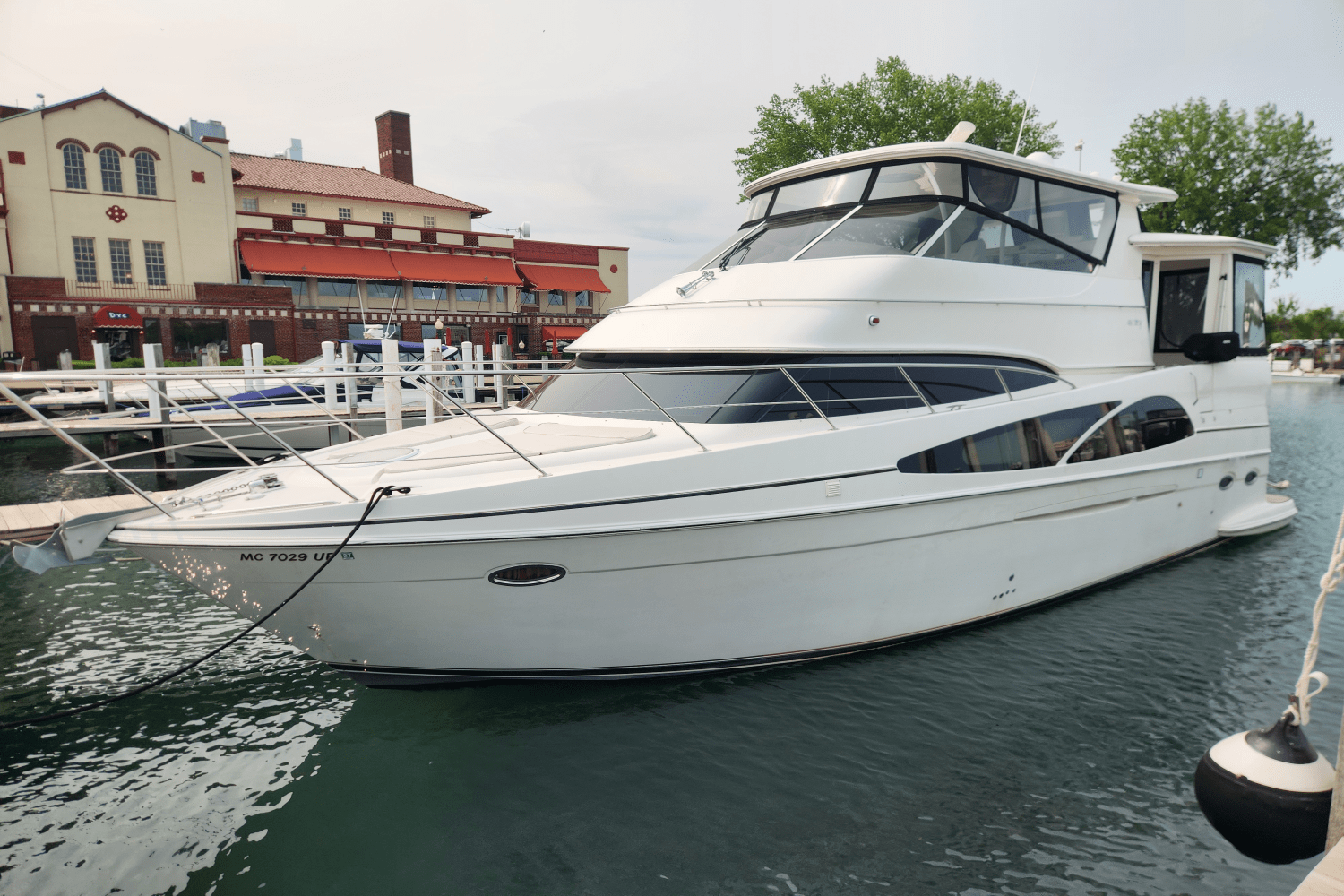2007 Carver Yachts 466 MY Image Thumbnail #4