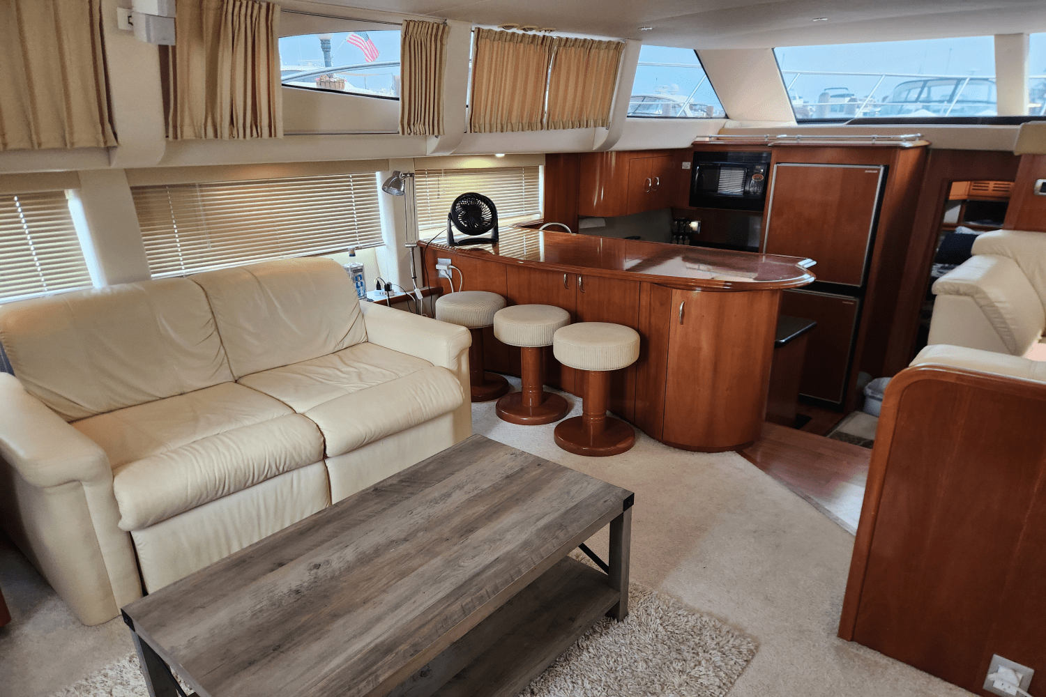 2007 Carver Yachts 466 MY Image Thumbnail #19
