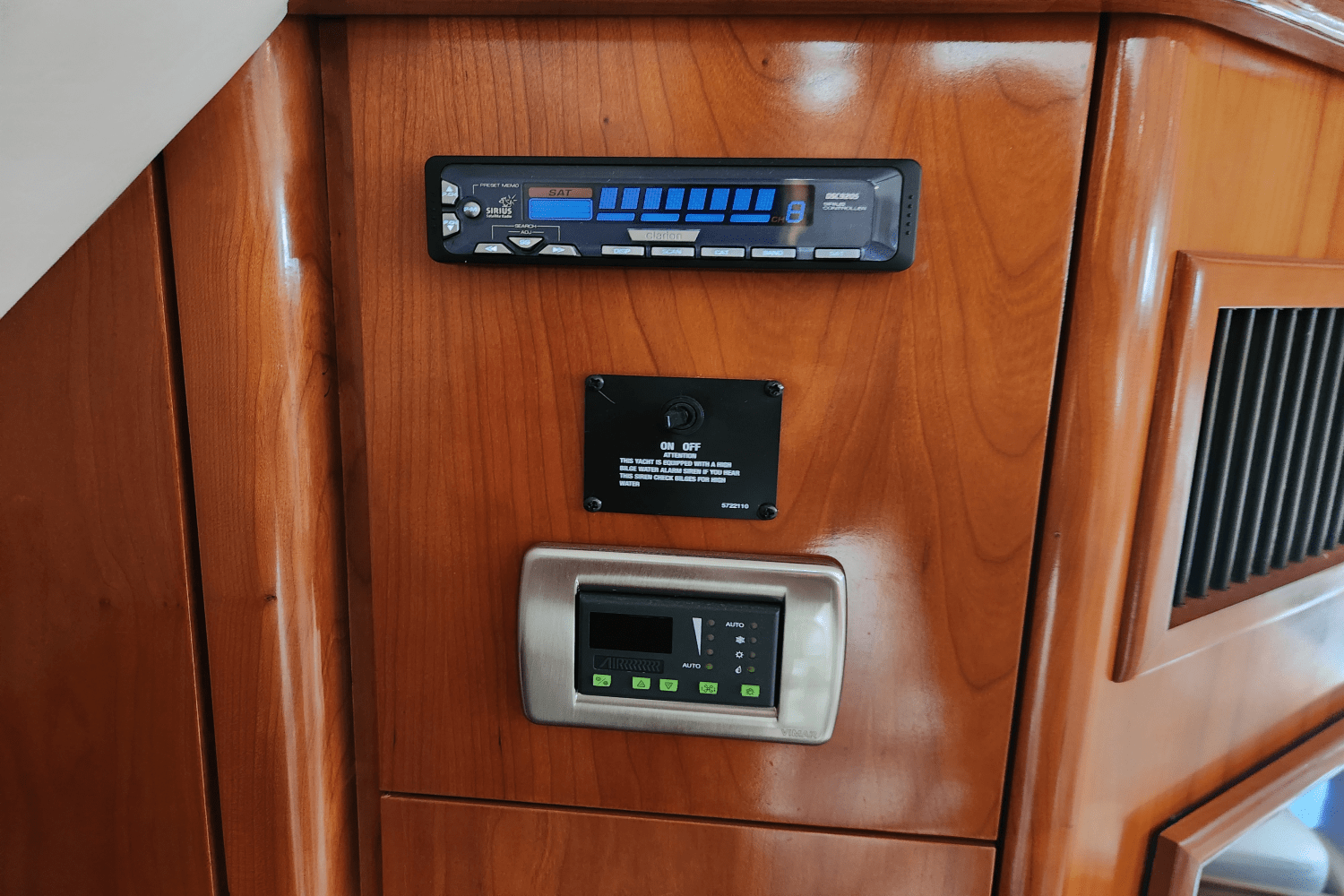 2007 Carver Yachts 466 MY Image Thumbnail #27