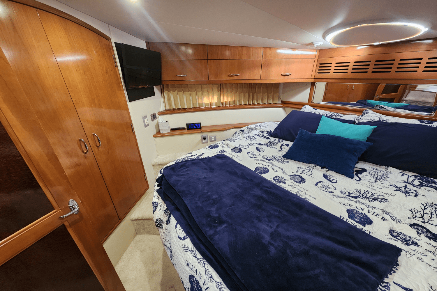 2007 Carver Yachts 466 MY Image Thumbnail #10