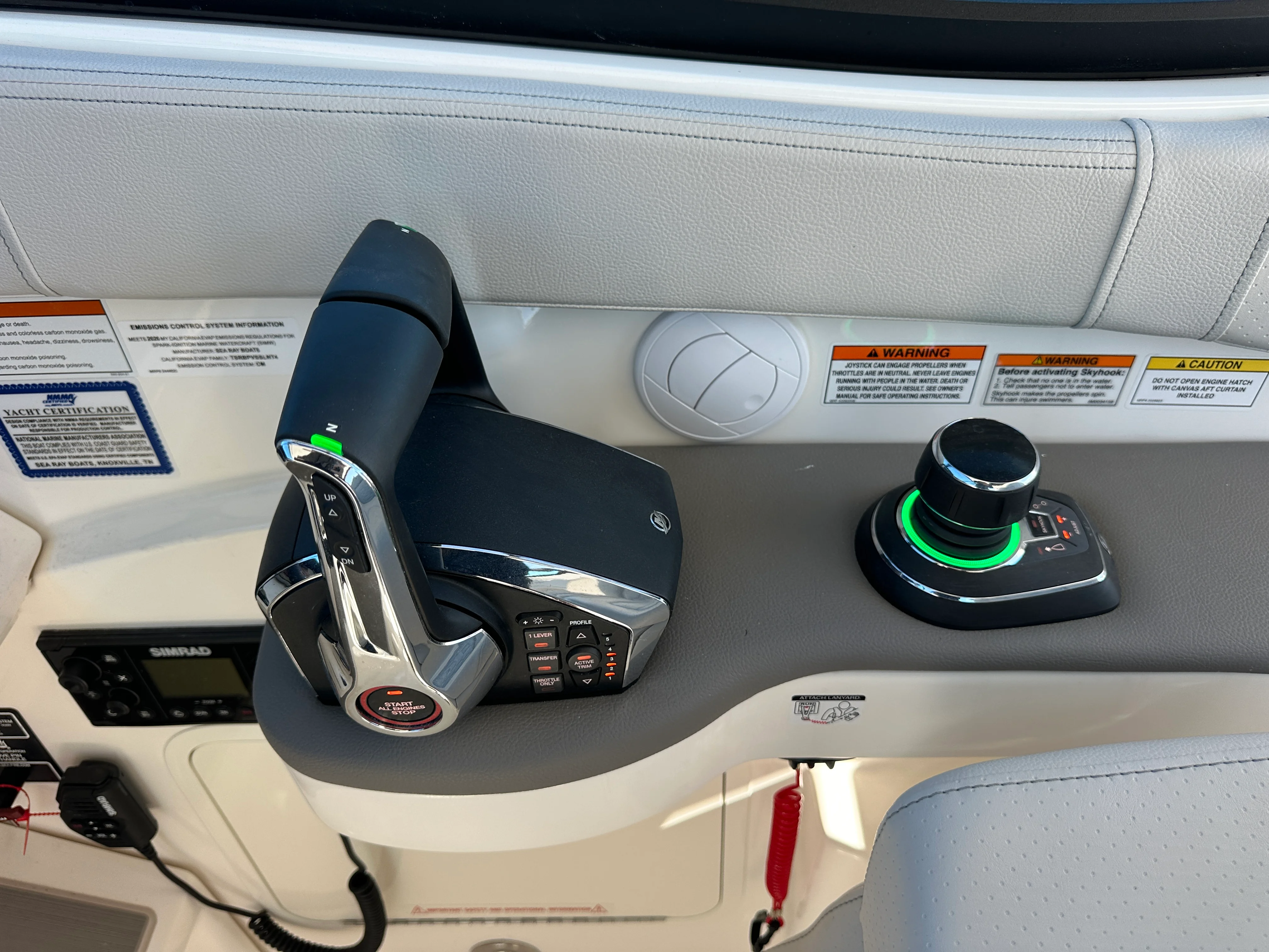 2026 Sea Ray Sundancer 320 Outboard Image Thumbnail #32