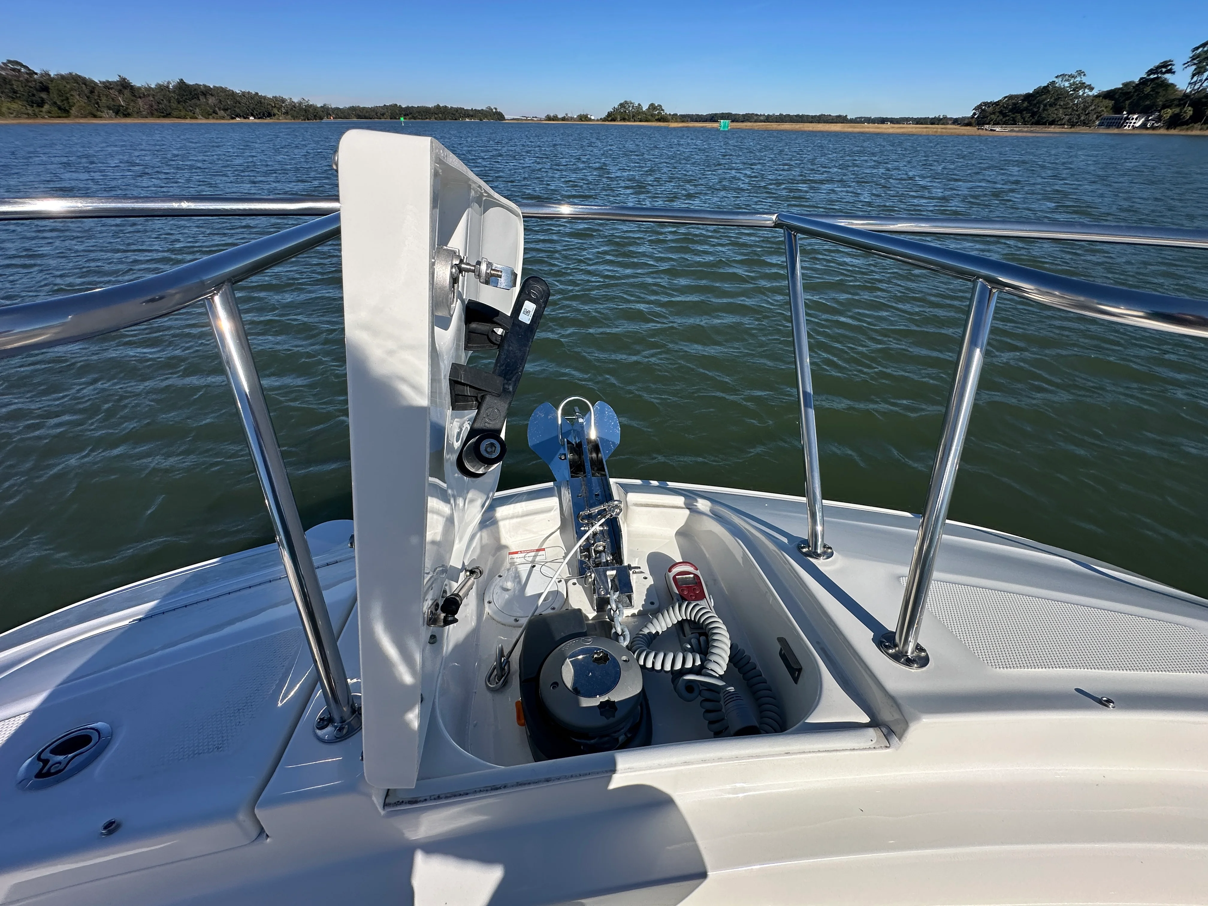 2026 Sea Ray Sundancer 320 Outboard Image Thumbnail #11