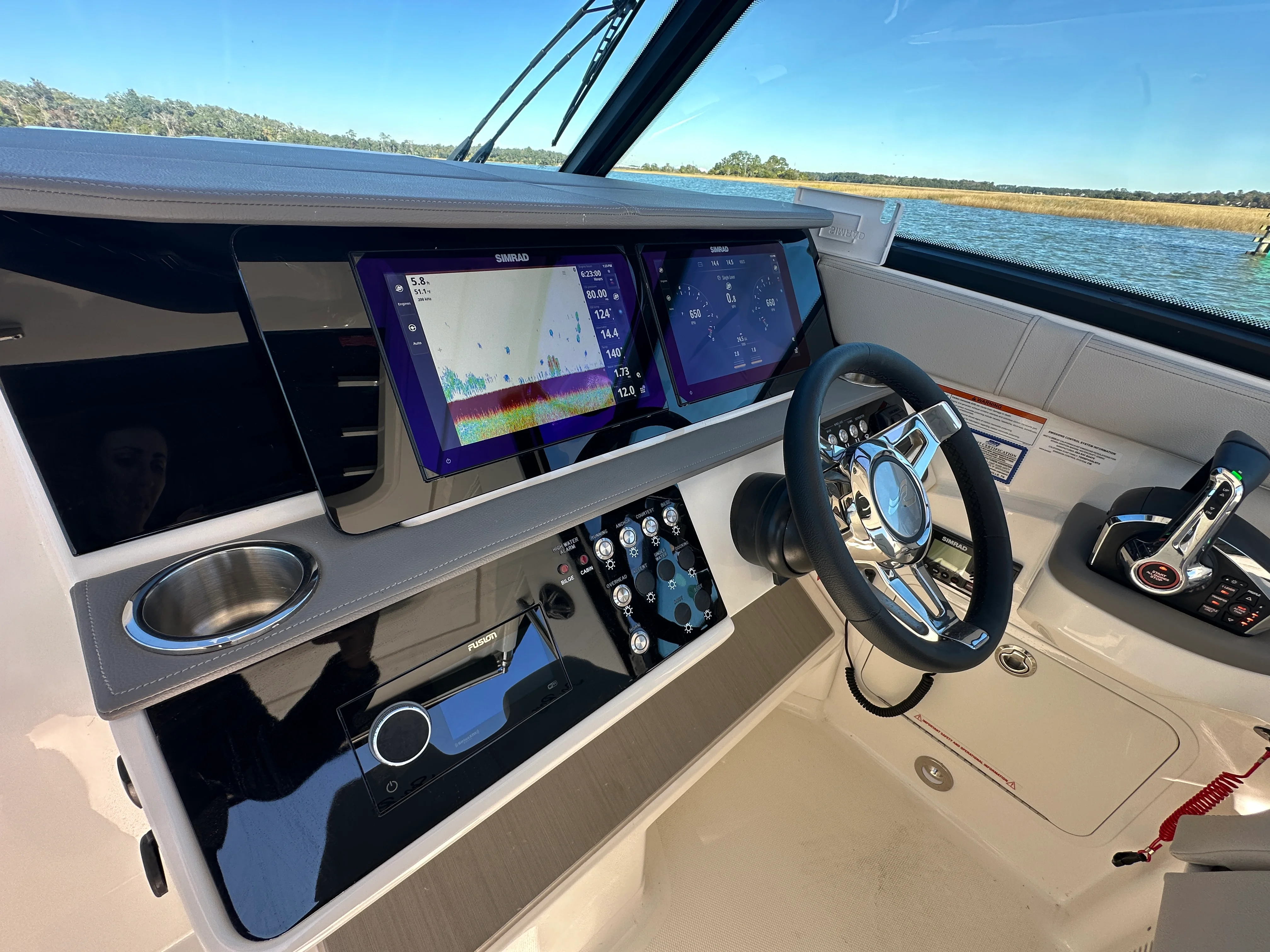 2026 Sea Ray Sundancer 320 Outboard Image Thumbnail #33