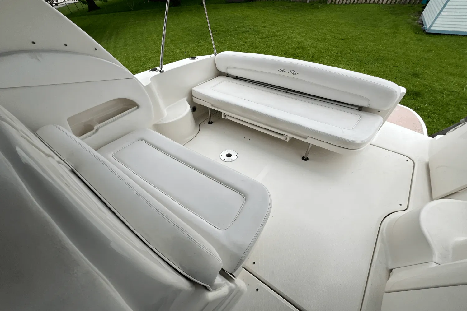 2005 Sea Ray 300 SUNDANCER Image Thumbnail #20