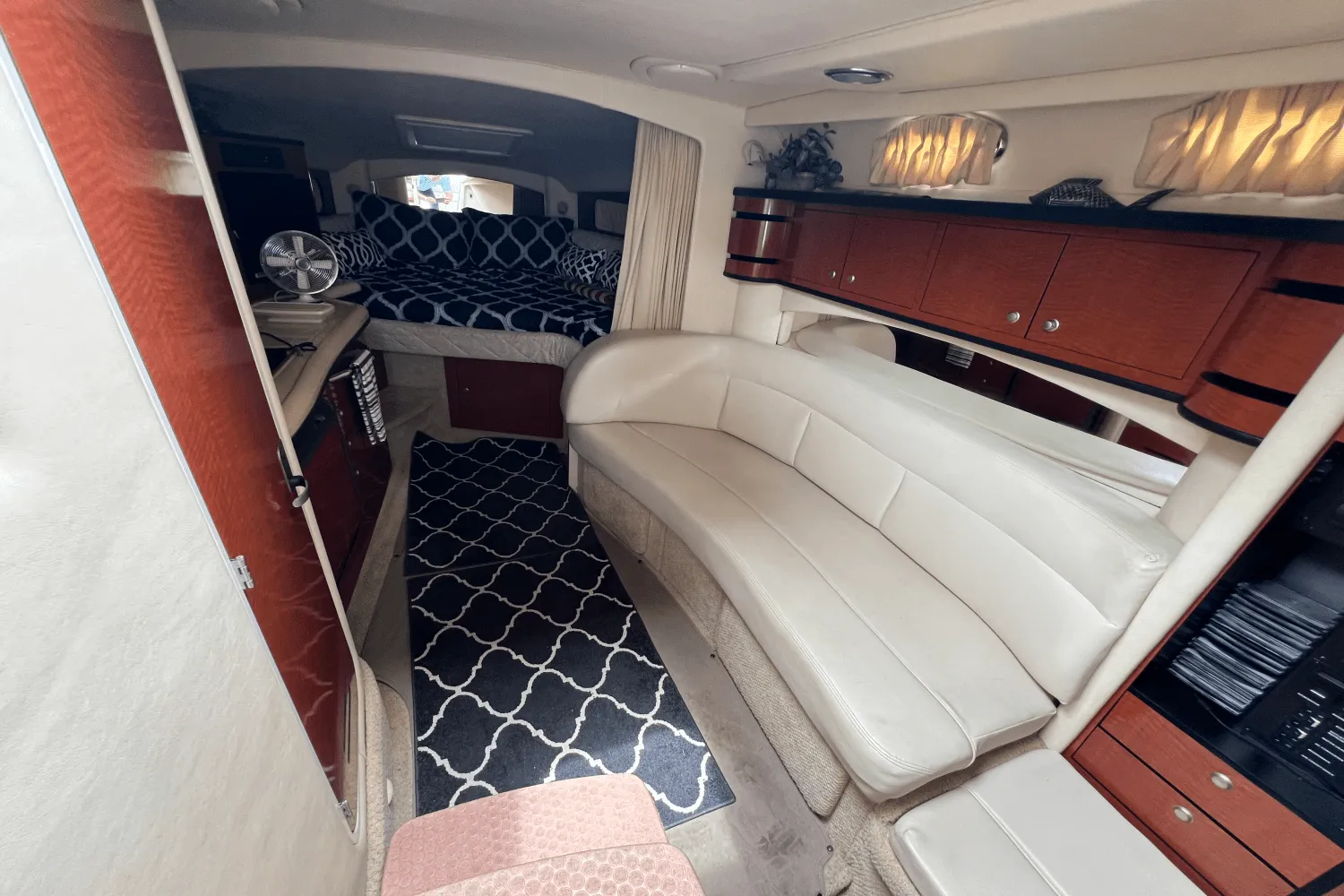 2005 Sea Ray 300 SUNDANCER Image Thumbnail #36