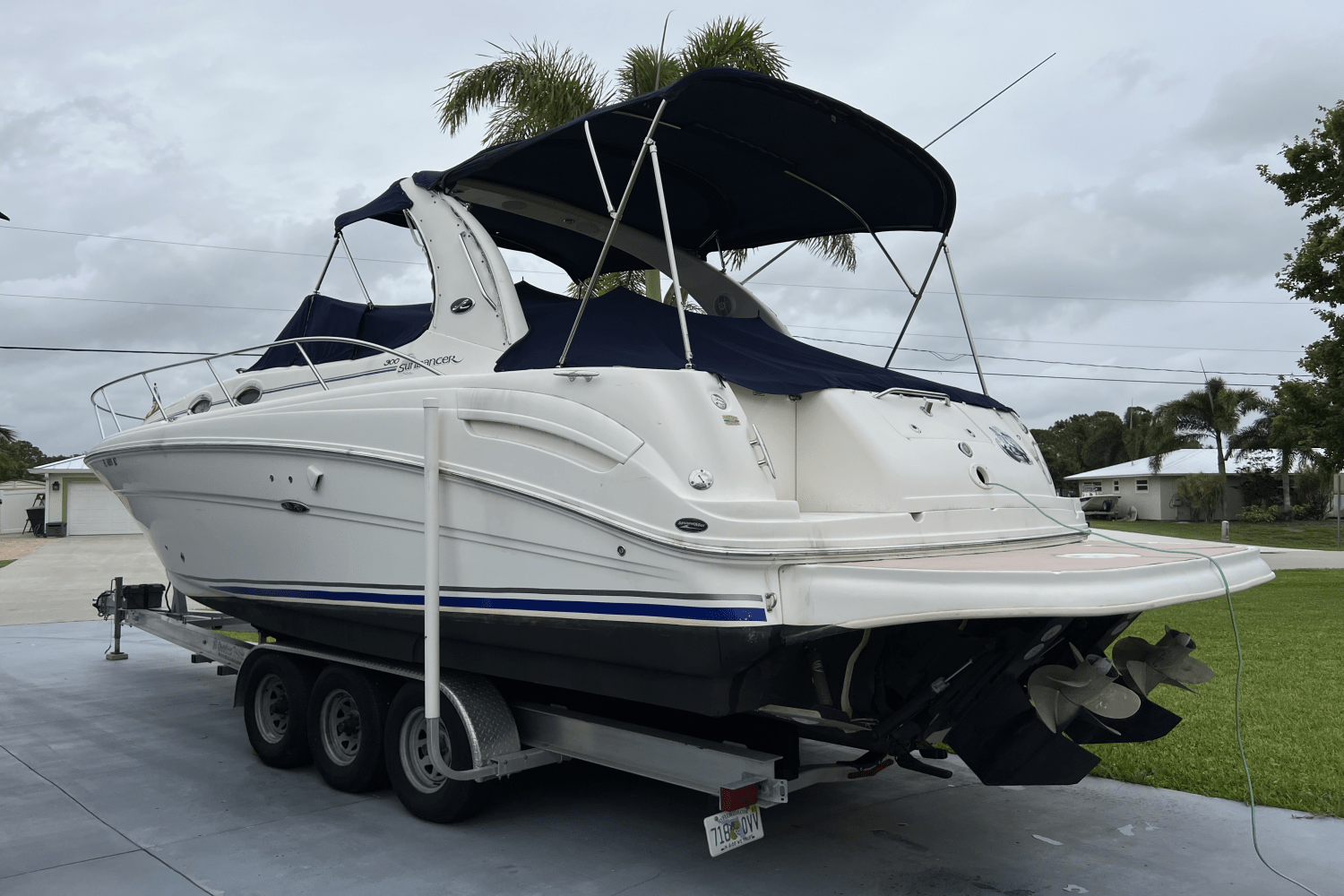 2005 Sea Ray 300 SUNDANCER Image Thumbnail #2