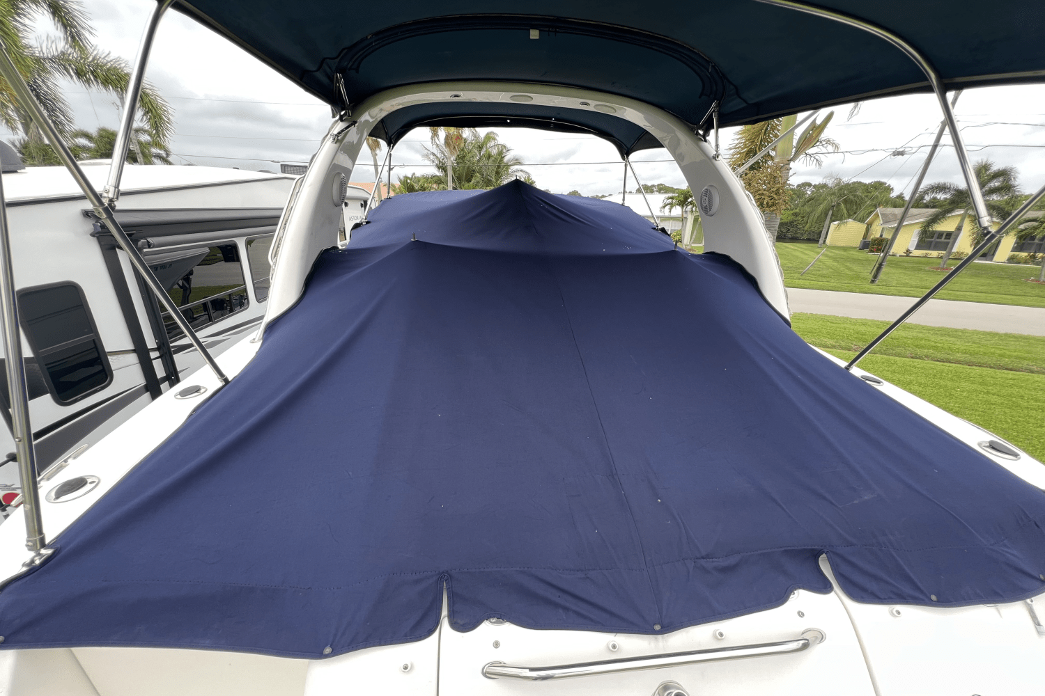 2005 Sea Ray 300 SUNDANCER Image Thumbnail #6