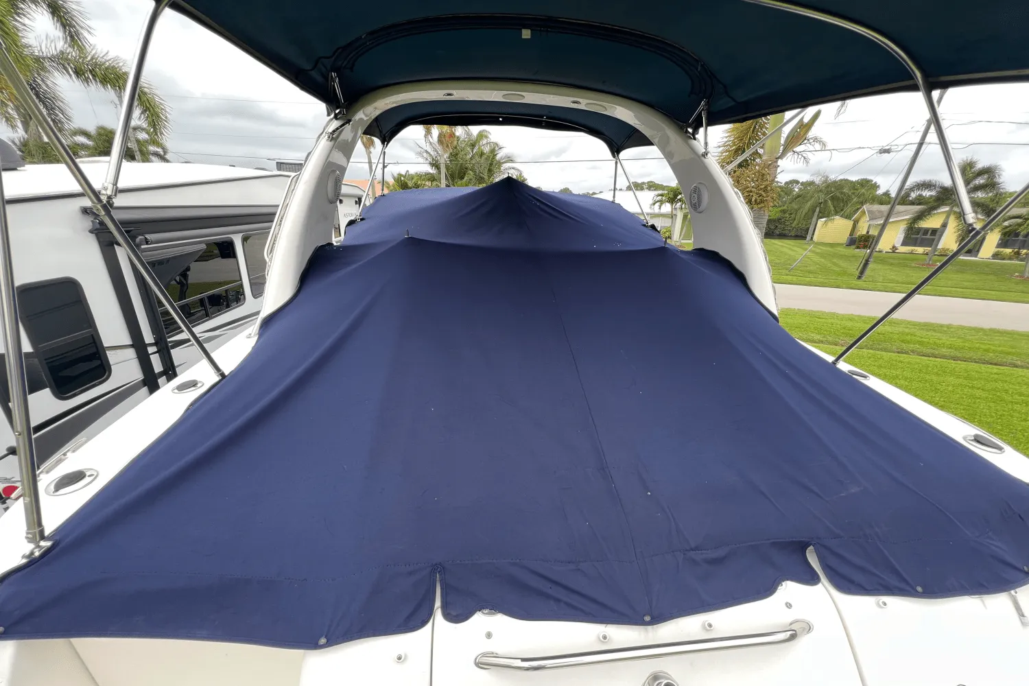 2005 Sea Ray 300 SUNDANCER Image Thumbnail #6