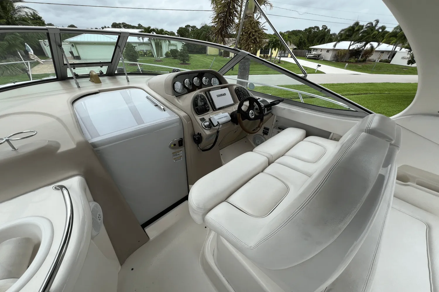 2005 Sea Ray 300 SUNDANCER Image Thumbnail #26