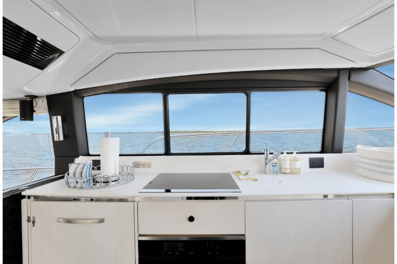 2020 Azimut 50 FLY Image Thumbnail #46