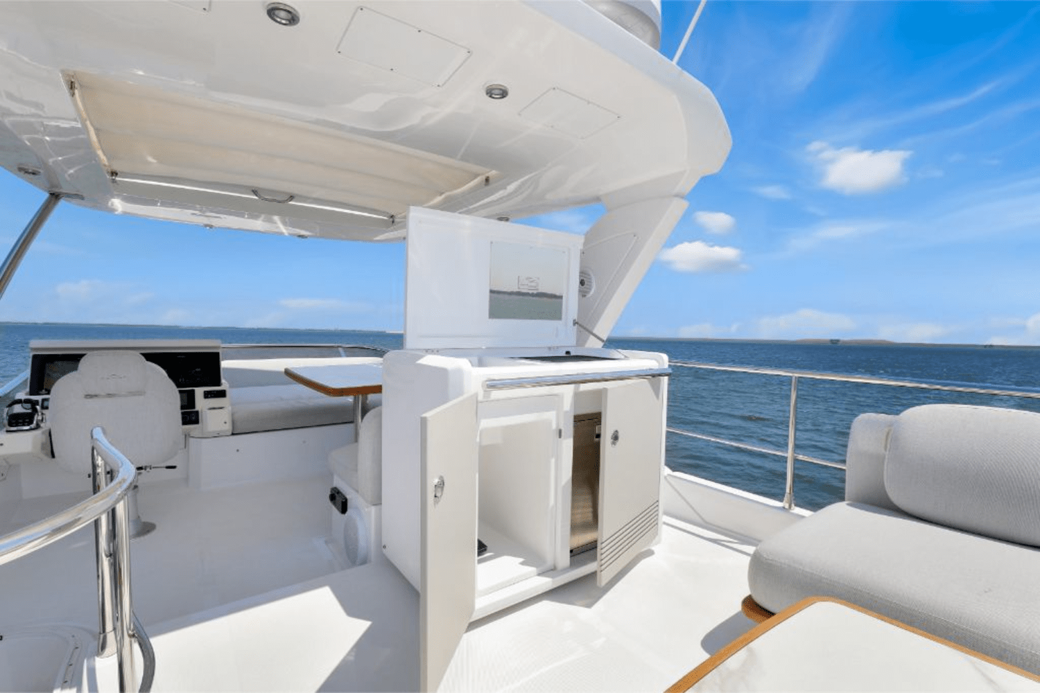 2020 Azimut 50 FLY Image Thumbnail #77