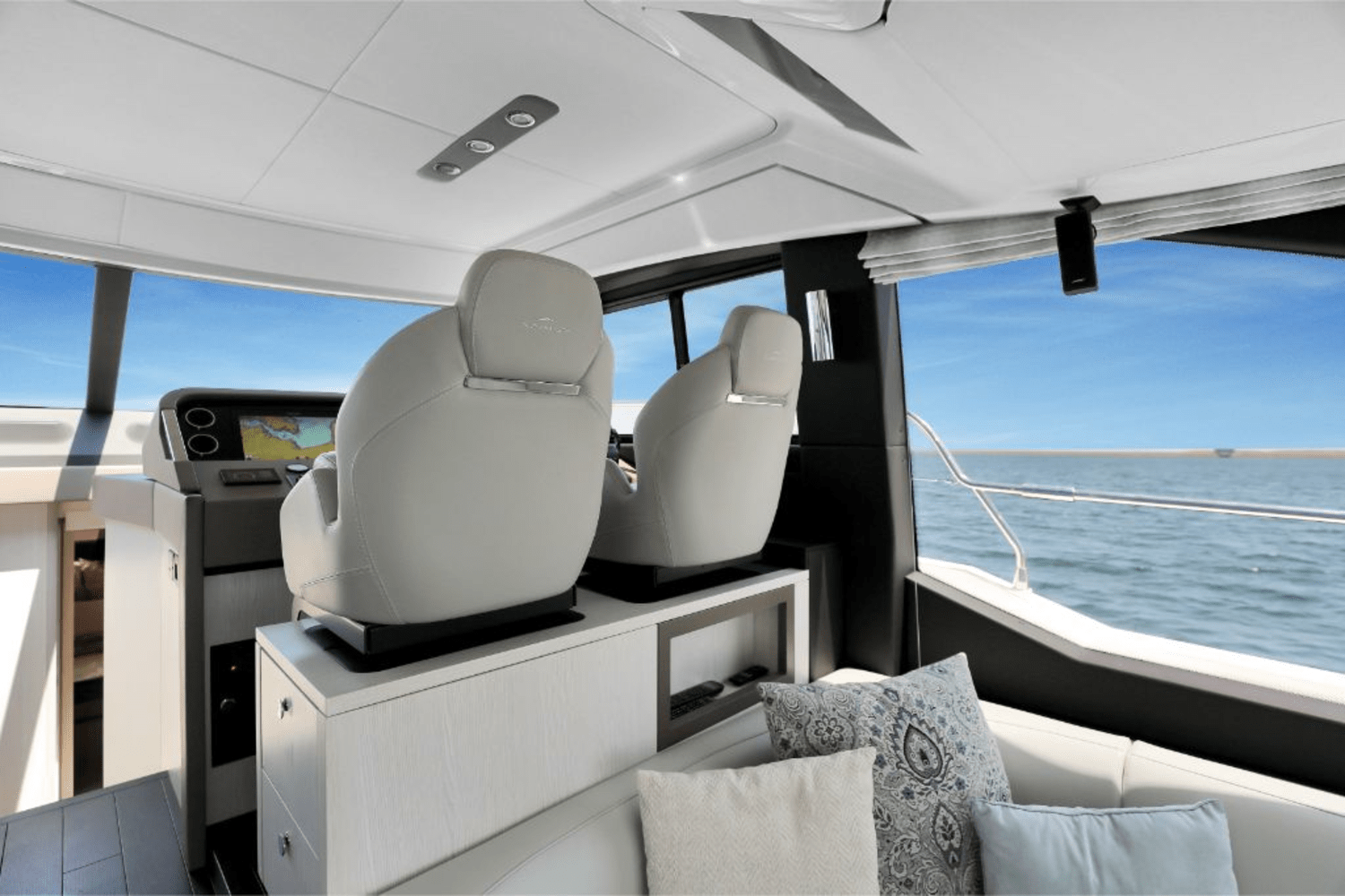 2020 Azimut 50 FLY Image Thumbnail #48