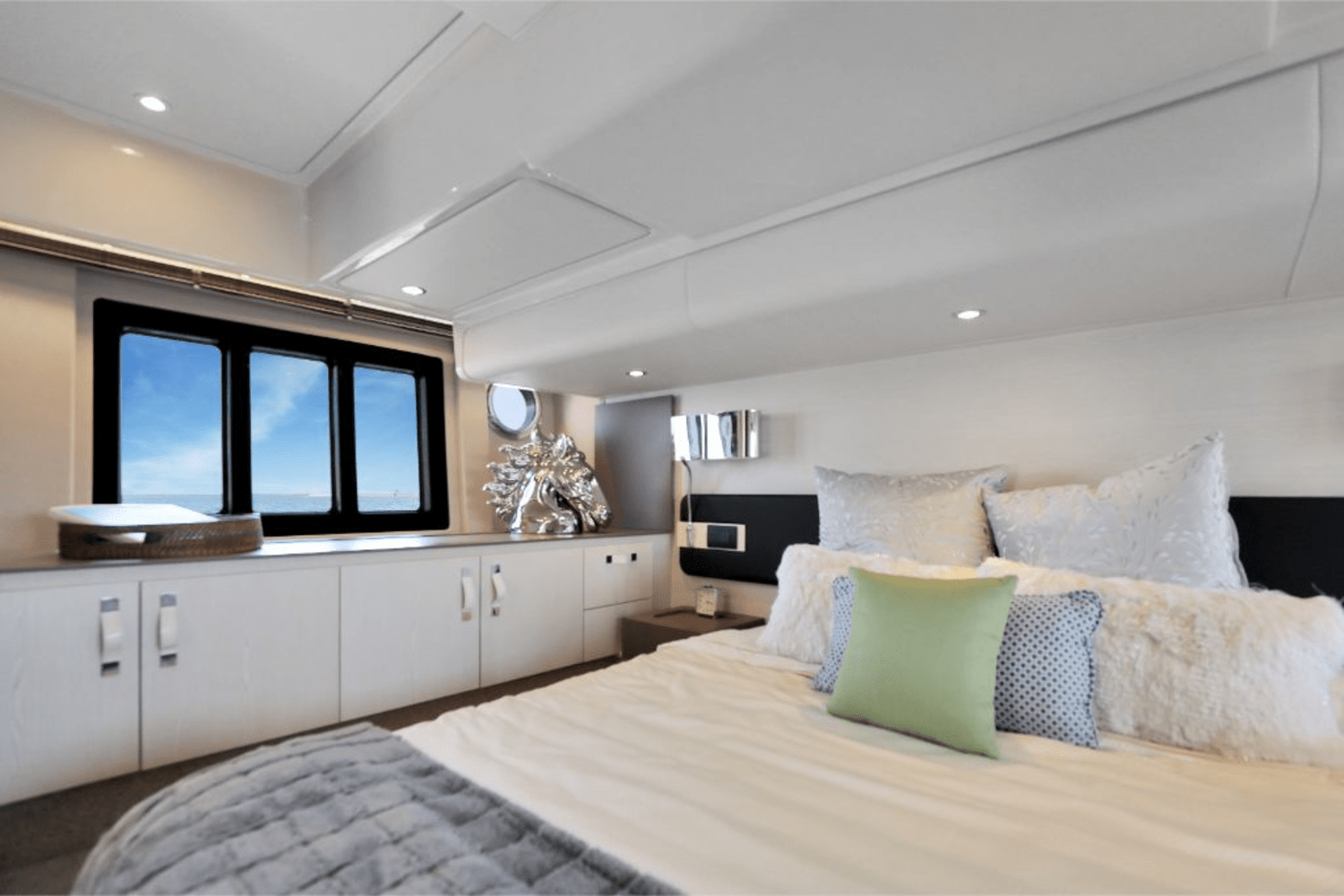 2020 Azimut 50 FLY Image Thumbnail #19