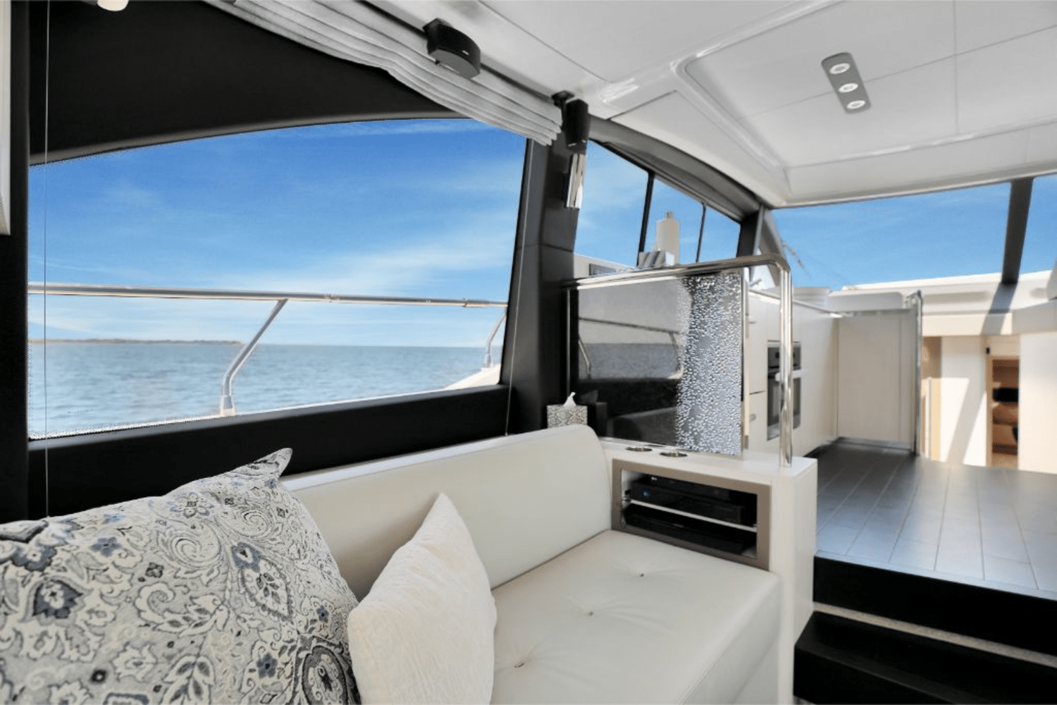 2020 Azimut 50 FLY Image Thumbnail #41
