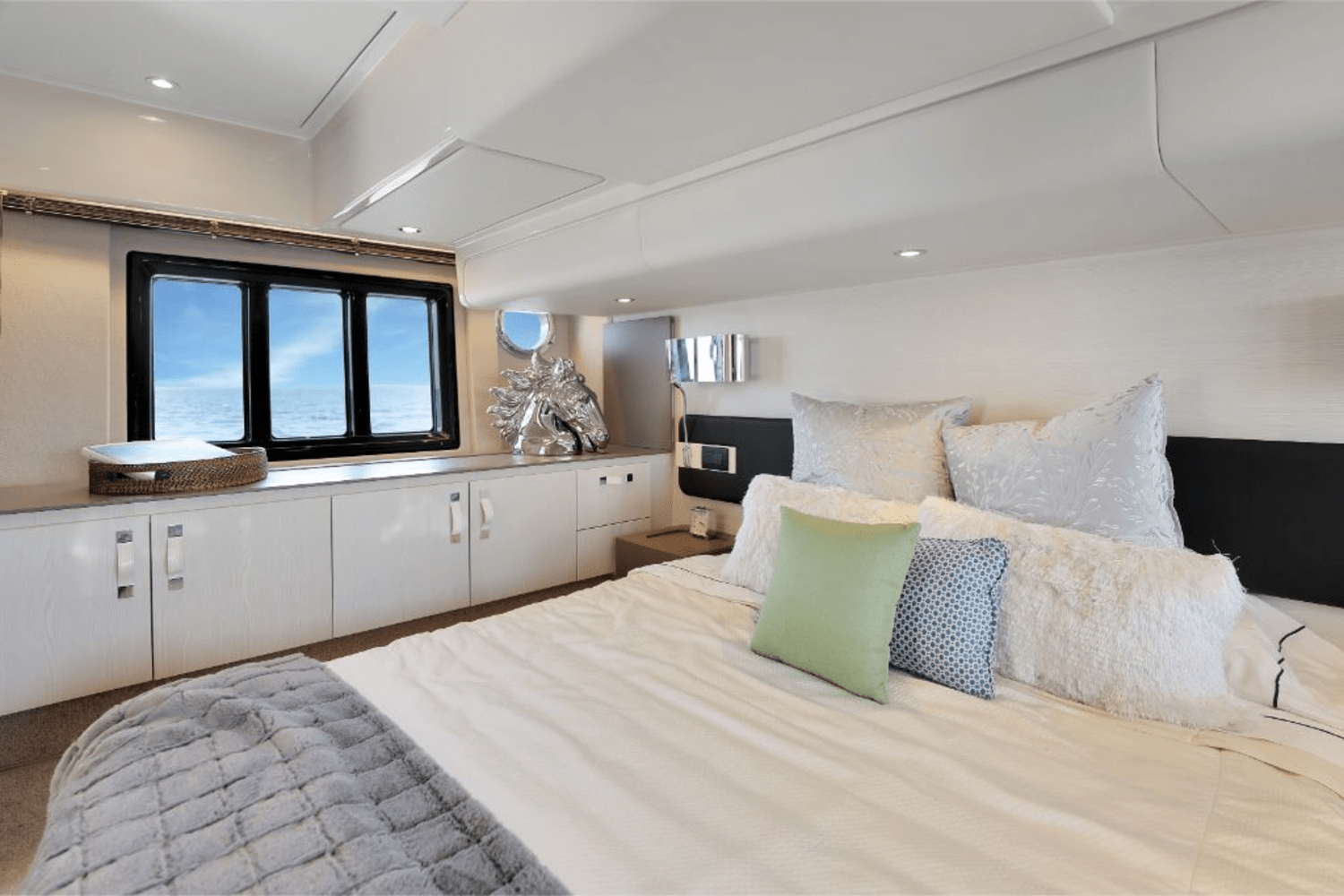2020 Azimut 50 FLY Image Thumbnail #24