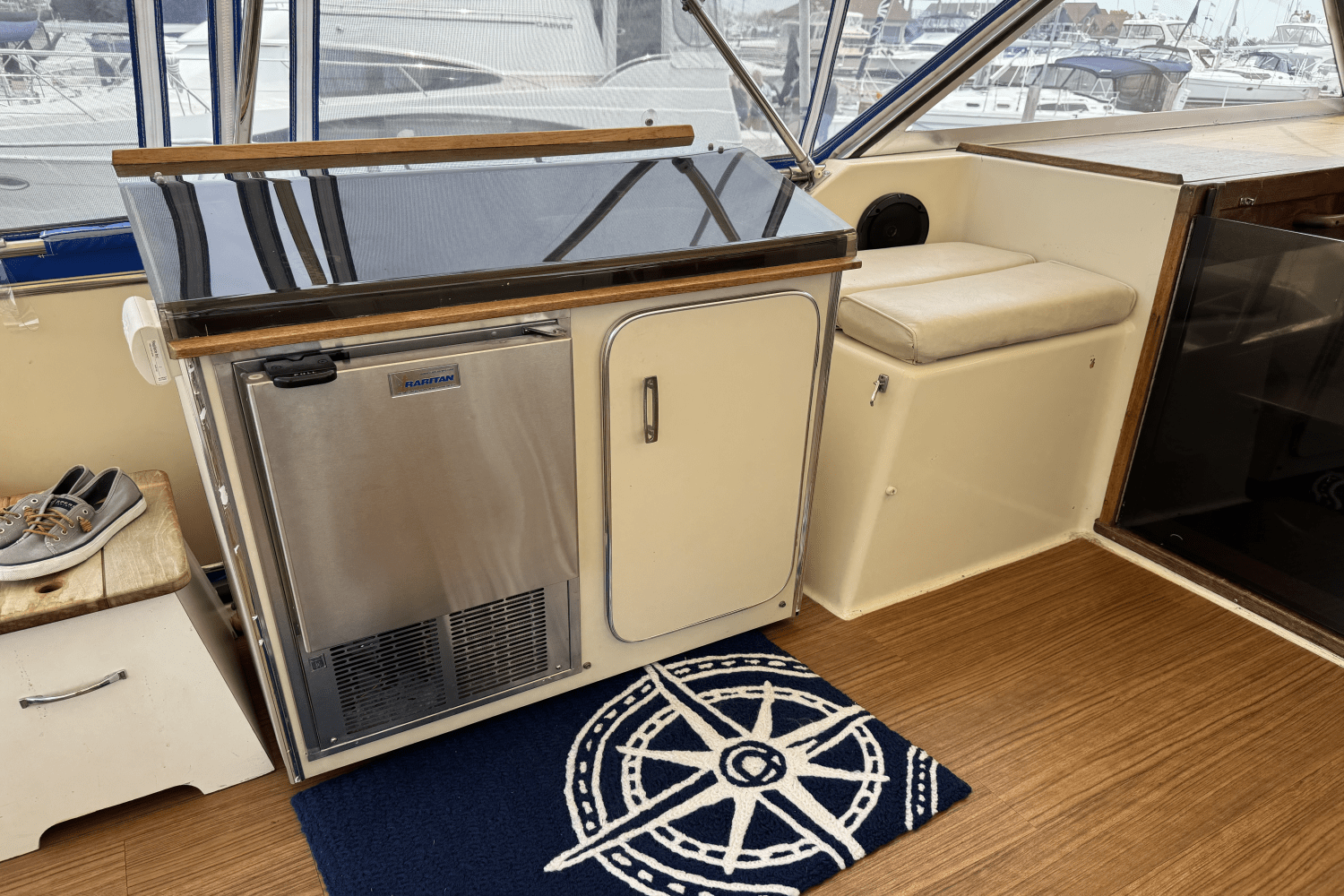 1986 Chris-Craft 381 CATALINA Image Thumbnail #7