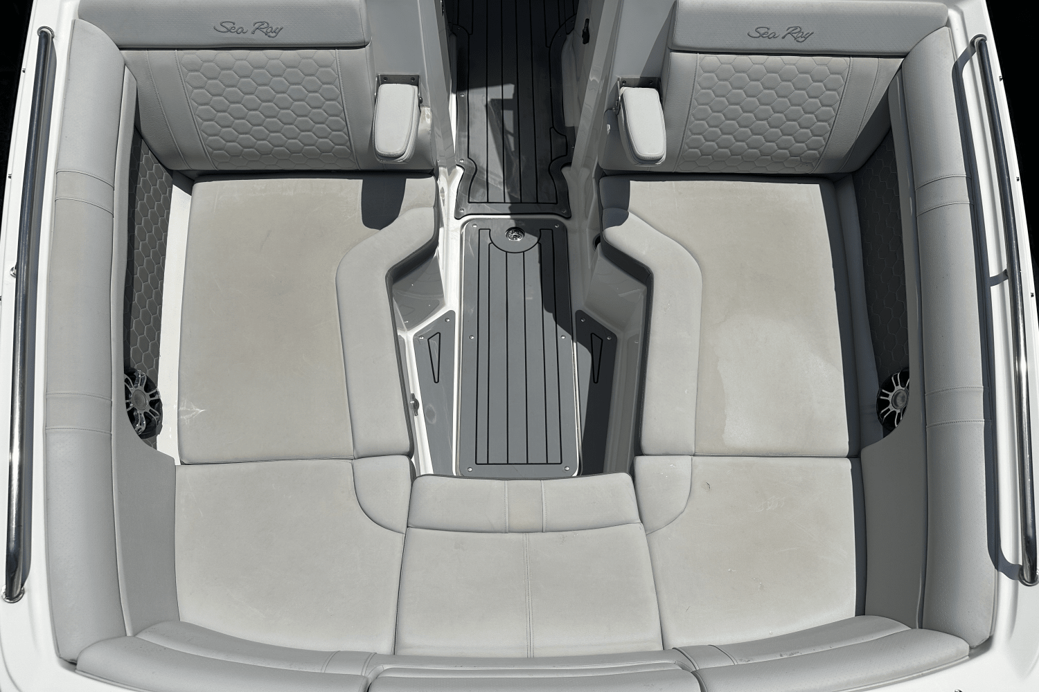 2020 Sea Ray 270 SDX OB Image Thumbnail #7