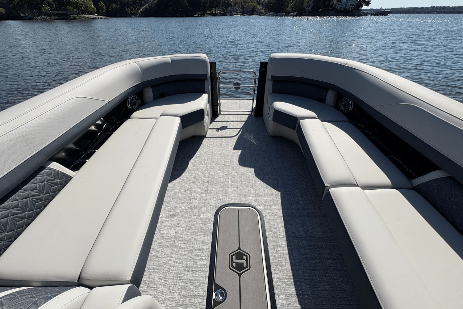 2026 Harris Grand Mariner 250 Image Thumbnail #26