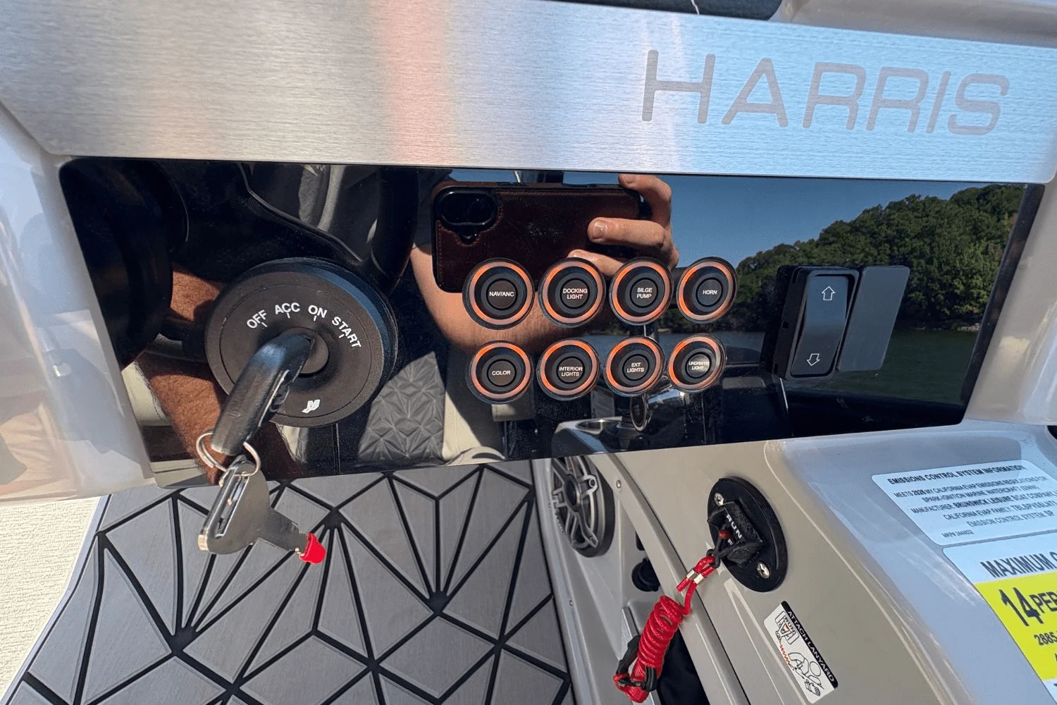 2026 Harris Grand Mariner 250 Image Thumbnail #23