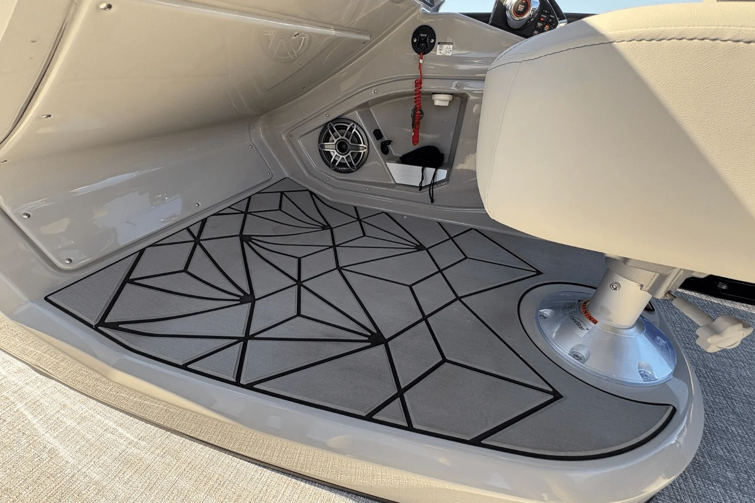 2026 Harris Grand Mariner 250 Image Thumbnail #25