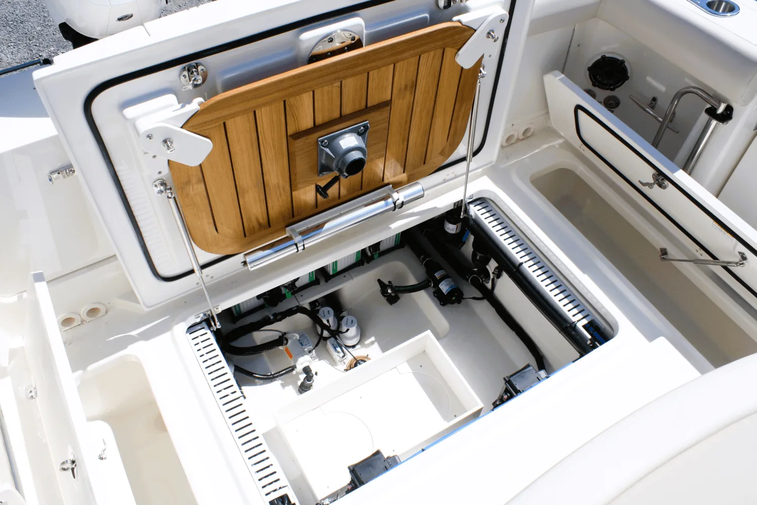 2026 Boston Whaler 330 Outrage Image Thumbnail #17