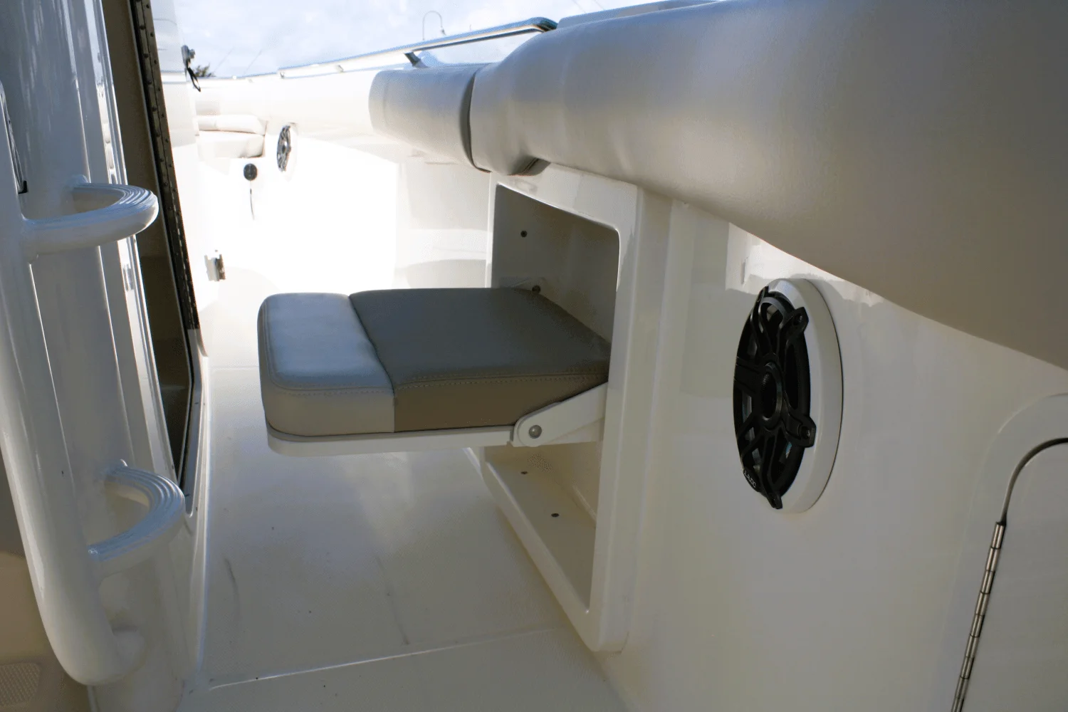 2026 Boston Whaler 330 Outrage Image Thumbnail #32