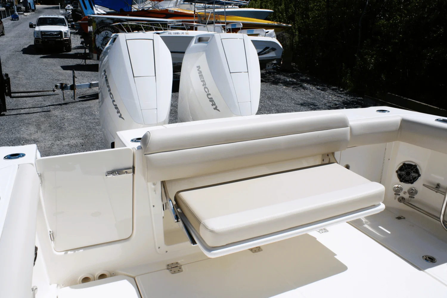 2026 Boston Whaler 330 Outrage Image Thumbnail #11