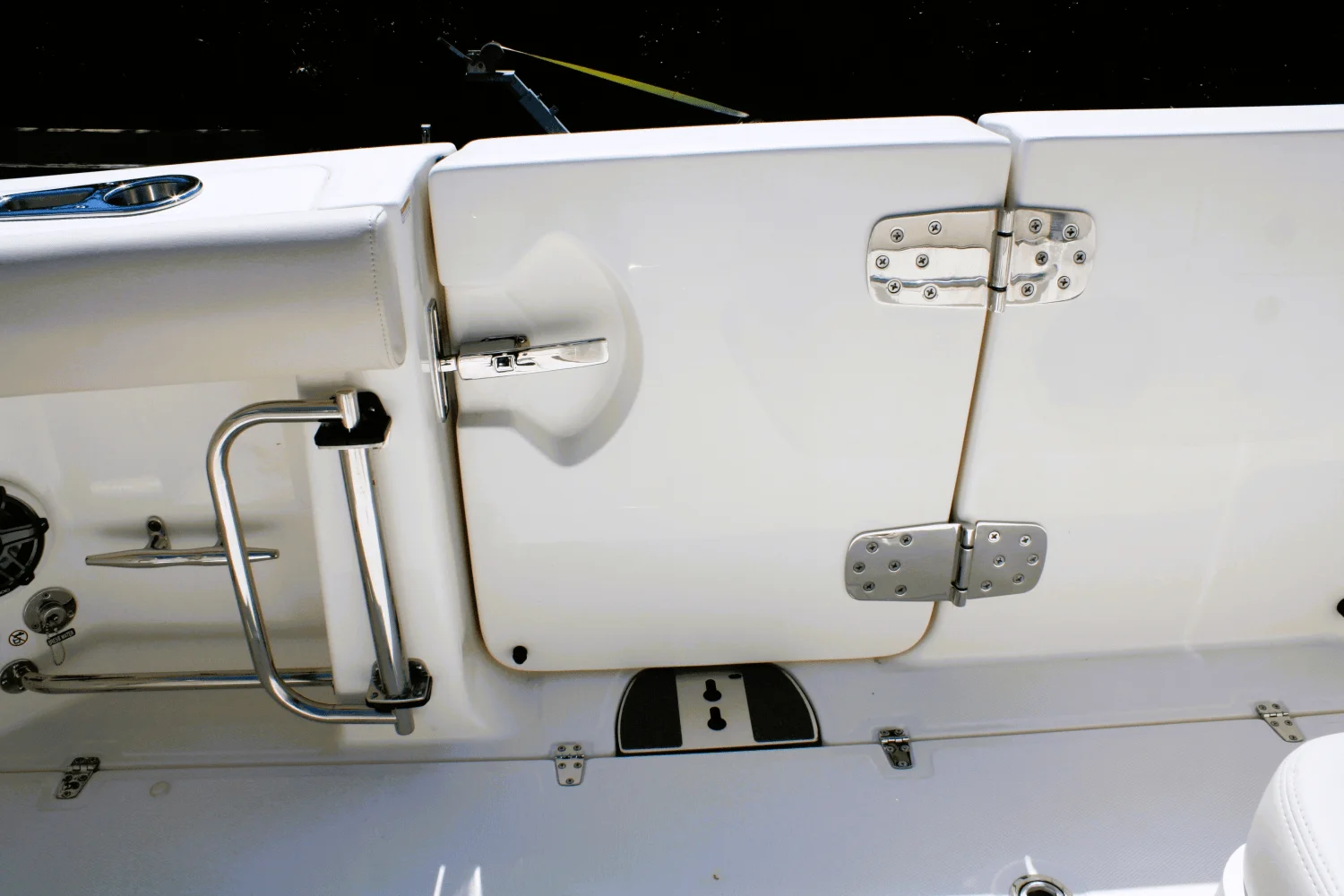 2026 Boston Whaler 330 Outrage Image Thumbnail #21