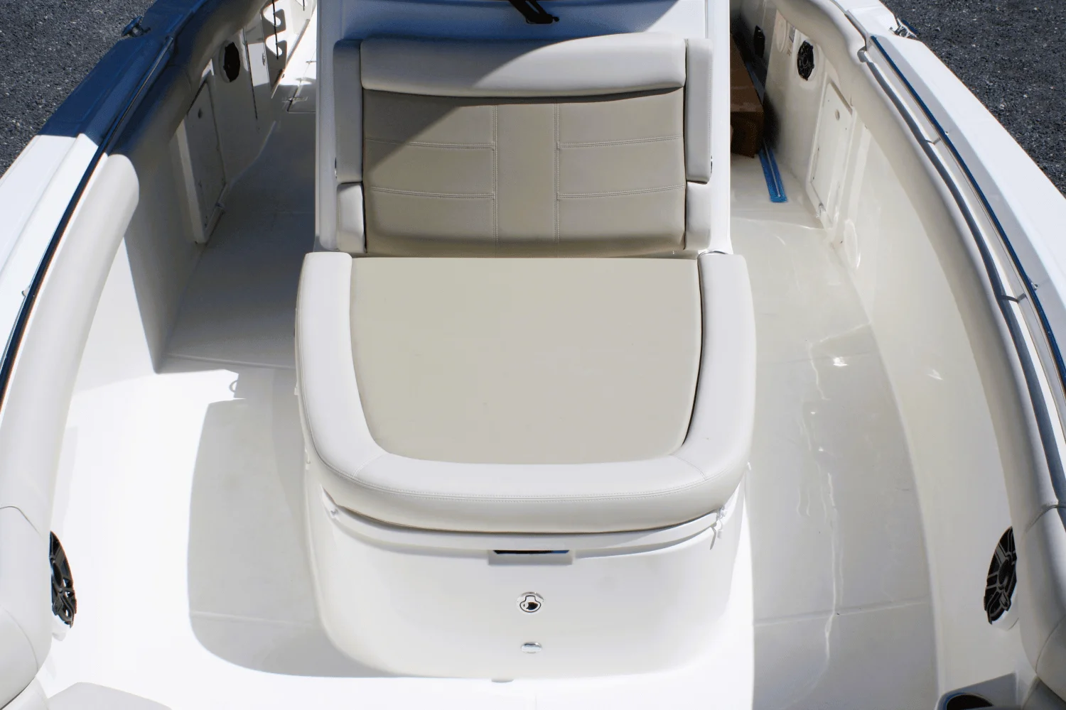 2026 Boston Whaler 330 Outrage Image Thumbnail #39