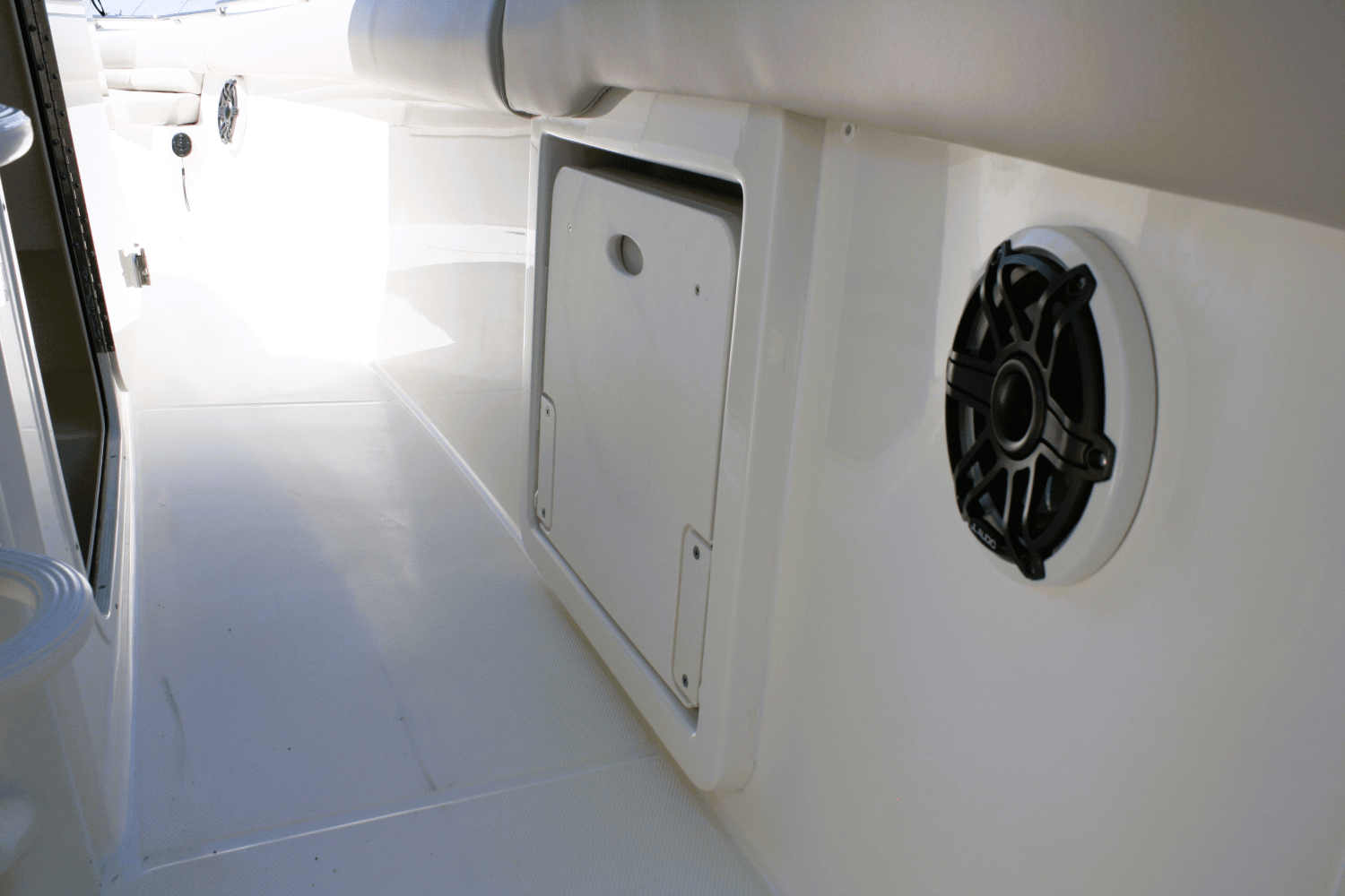 2026 Boston Whaler 330 Outrage Image Thumbnail #31