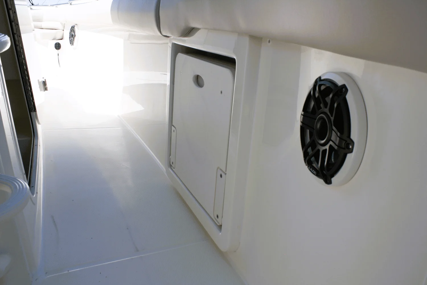 2026 Boston Whaler 330 Outrage Image Thumbnail #31