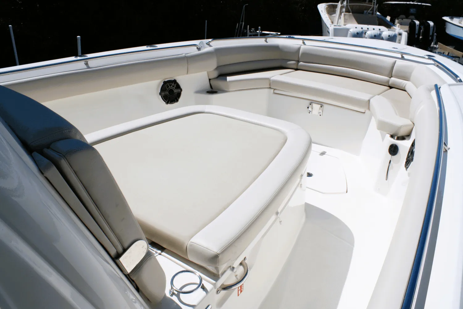 2026 Boston Whaler 330 Outrage Image Thumbnail #36