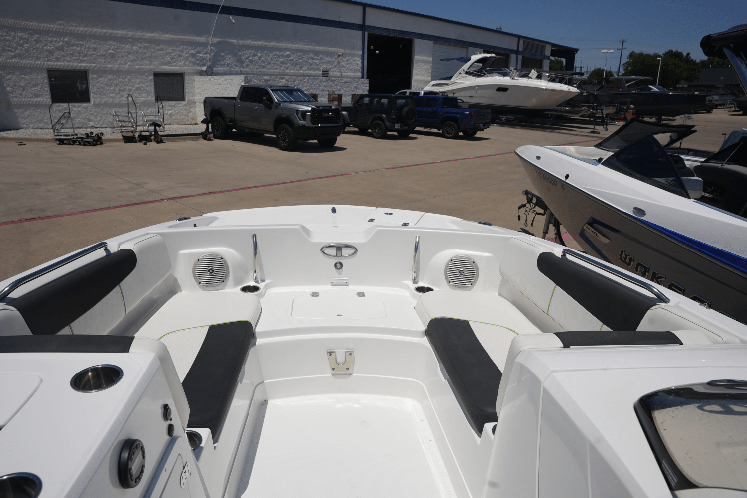 2020 Tahoe 2150 Image Thumbnail #13