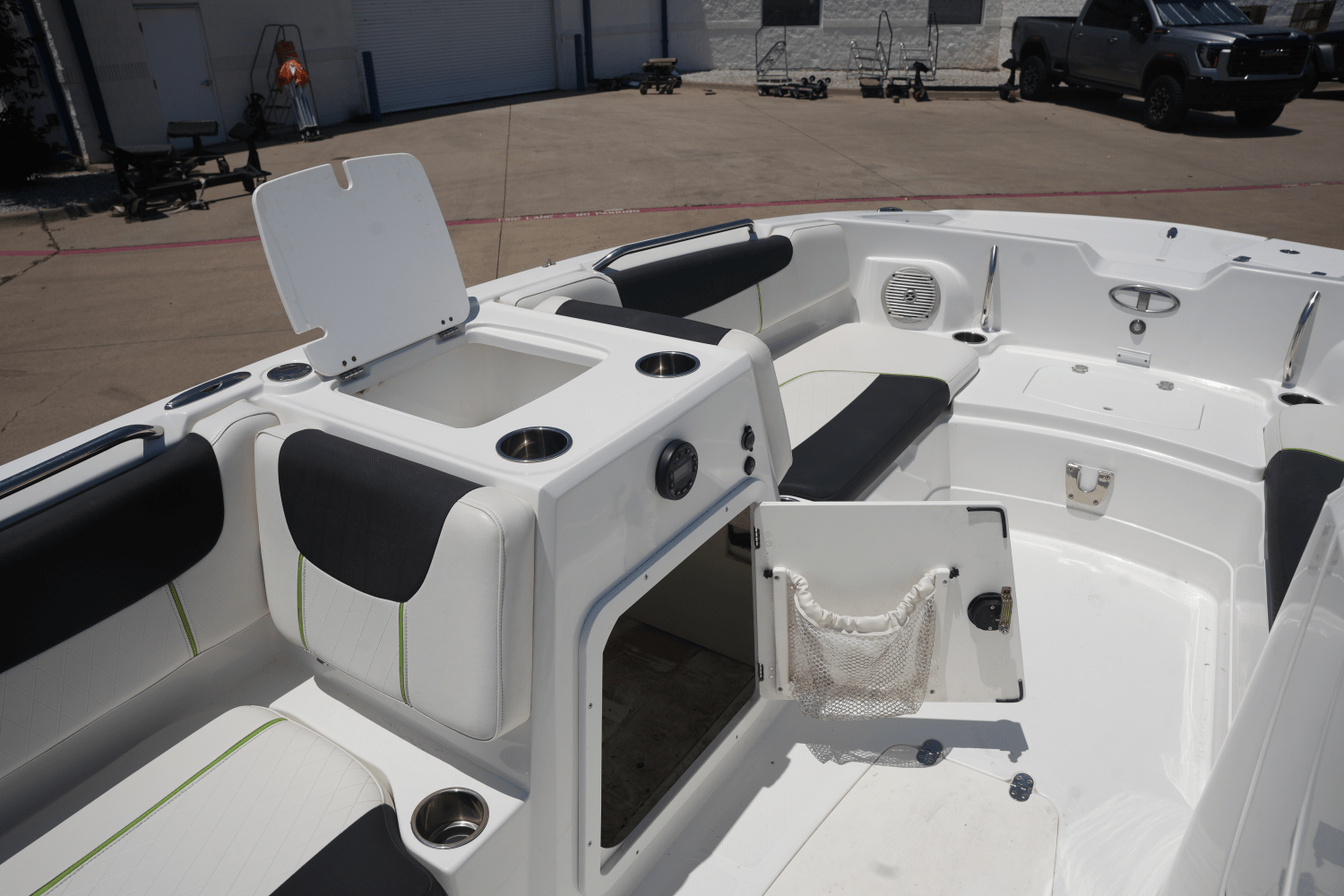 2020 Tahoe 2150 Image Thumbnail #11