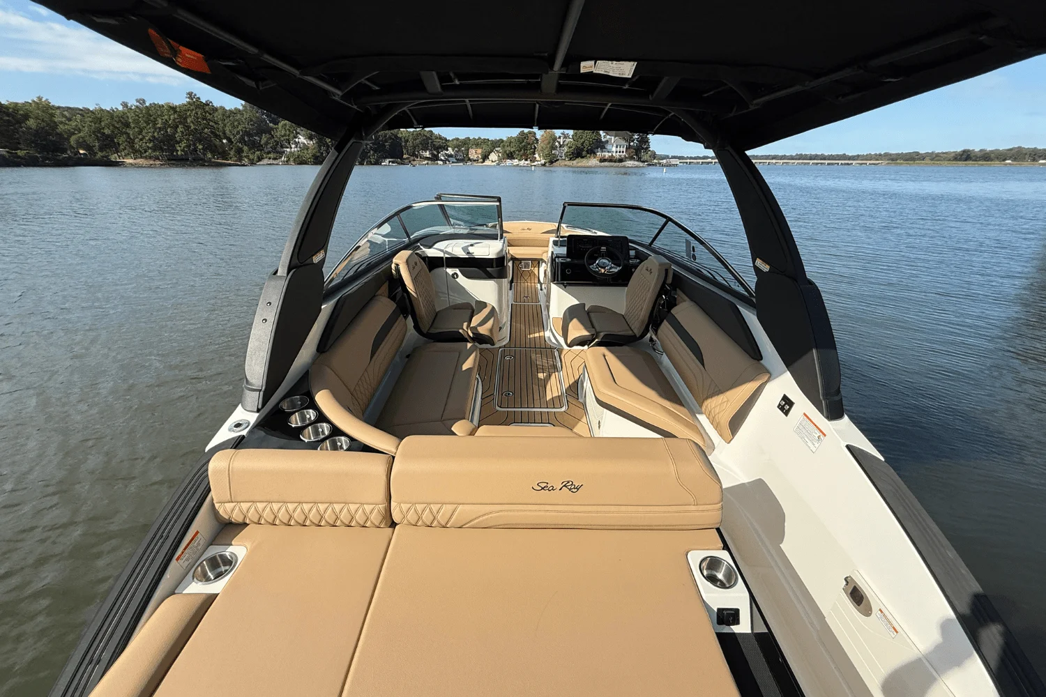 2026 Sea Ray SLX 260 Image Thumbnail #17