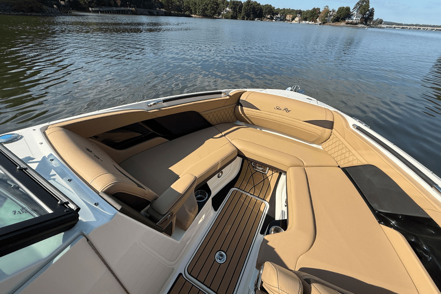 2026 Sea Ray SLX 260 Image Thumbnail #40