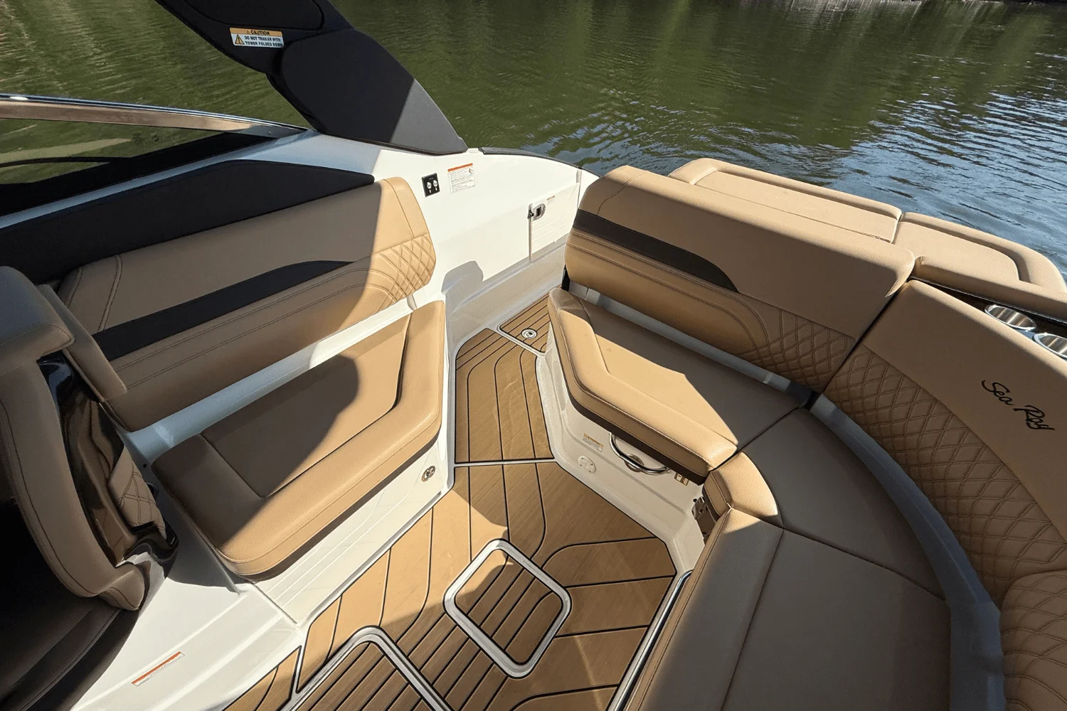 2026 Sea Ray SLX 260 Image Thumbnail #22