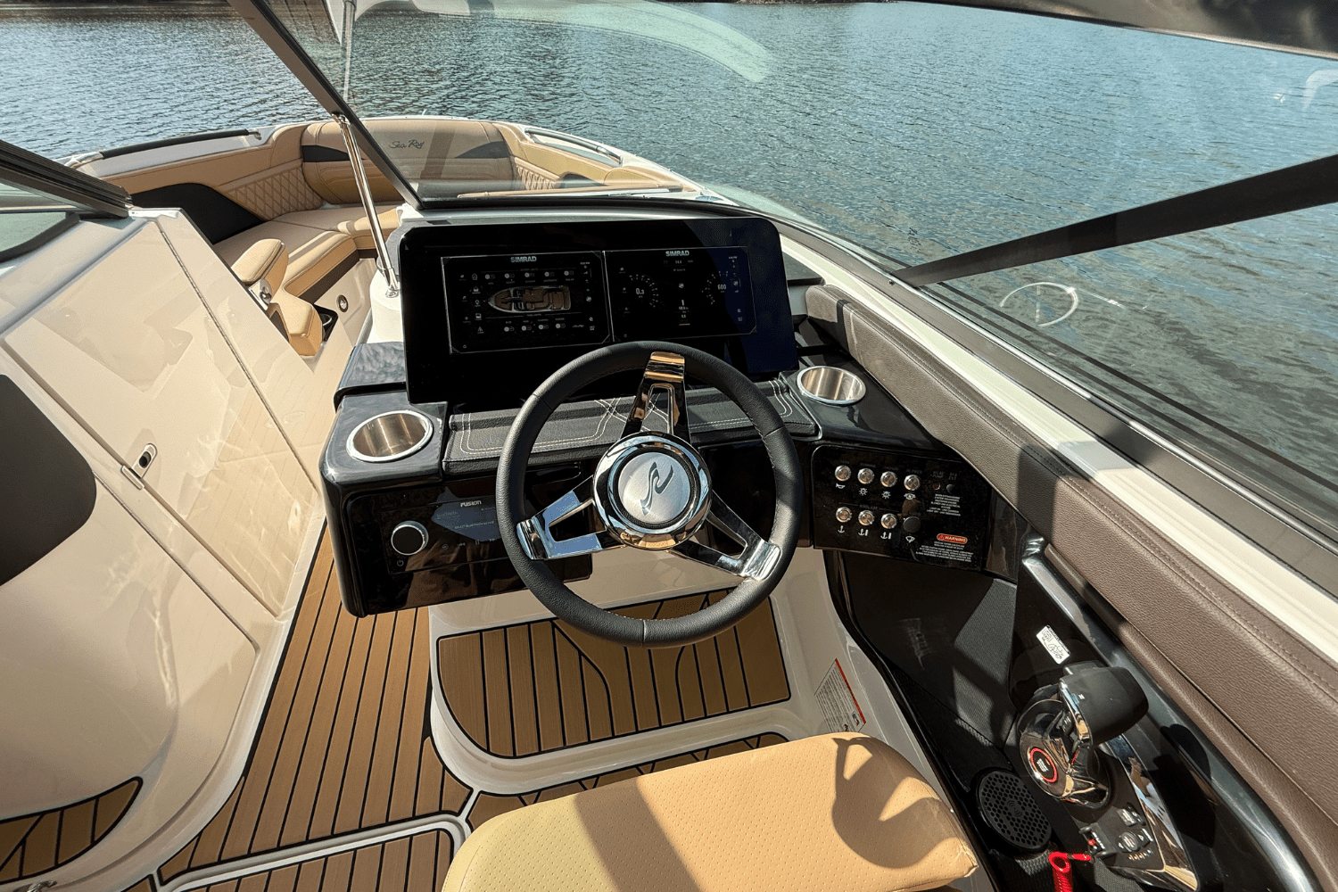 2026 Sea Ray SLX 260 Image Thumbnail #28