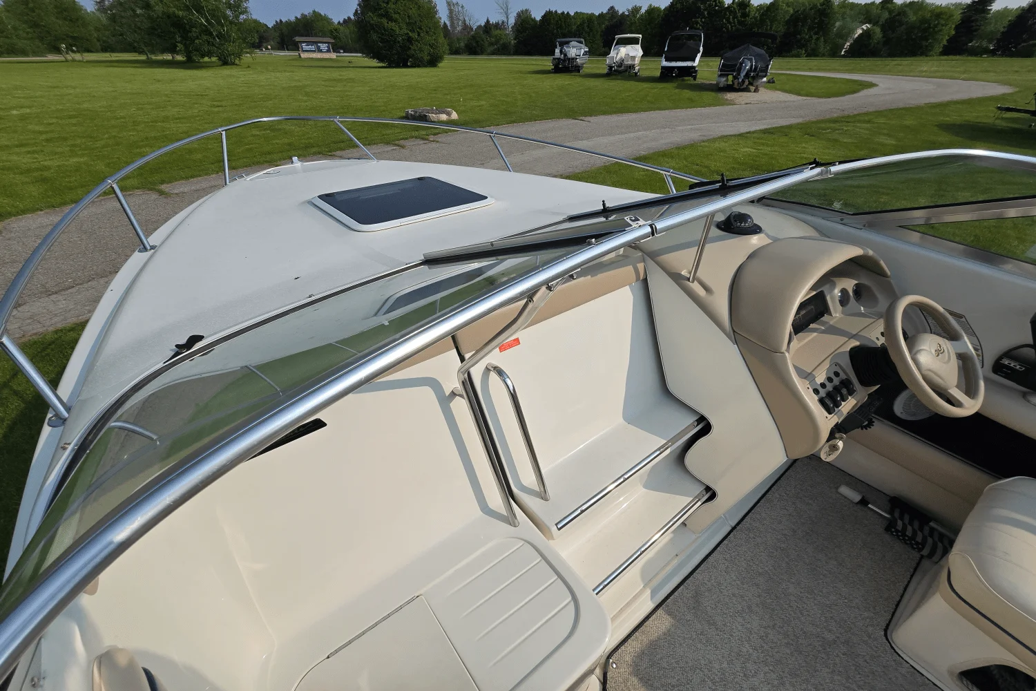 1996 Sea Ray 230 OVERNIGHTER Image Thumbnail #23