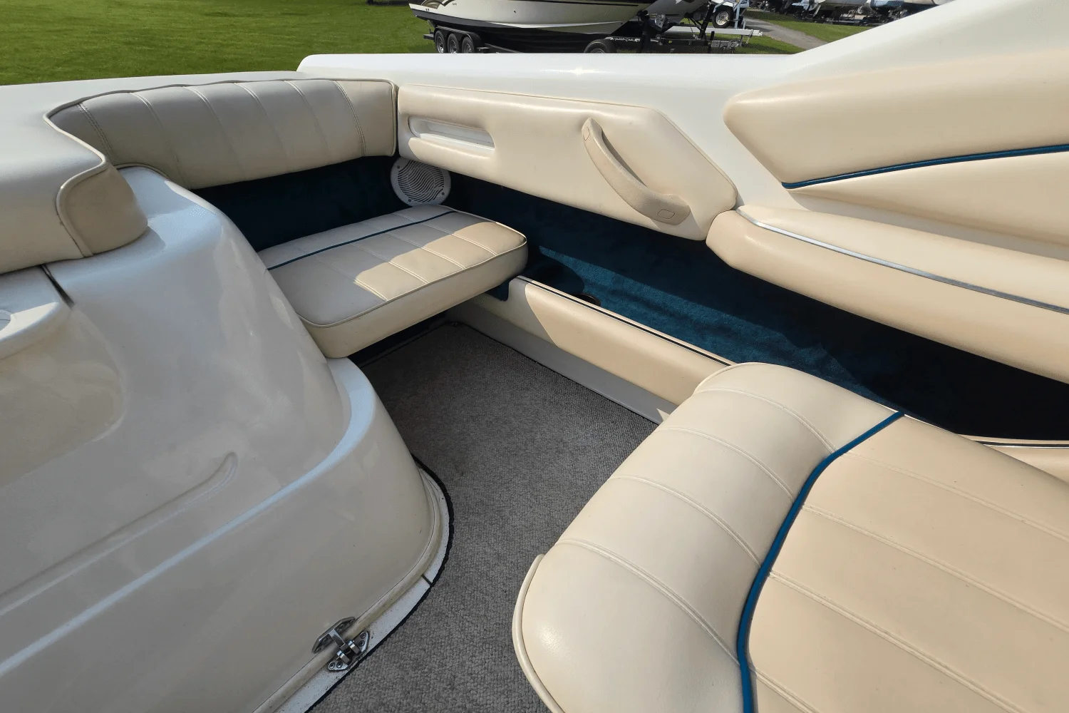 1996 Sea Ray 230 OVERNIGHTER Image Thumbnail #9