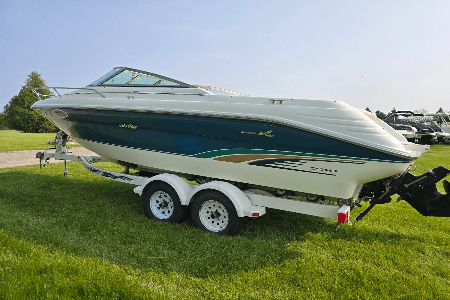 1996 Sea Ray 230 OVERNIGHTER Image Thumbnail #4