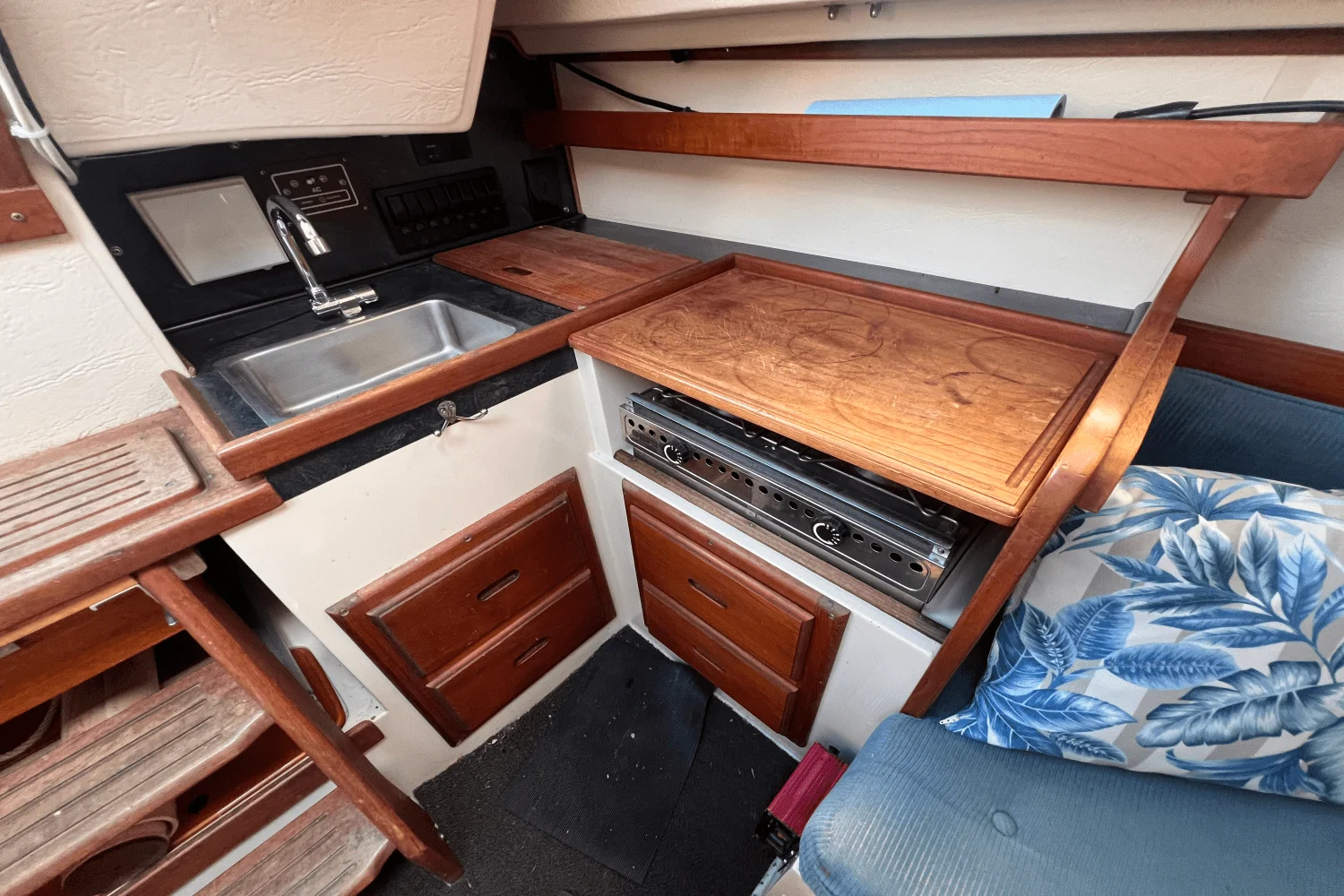 1987 Catalina 25 POP TOP Image Thumbnail #20