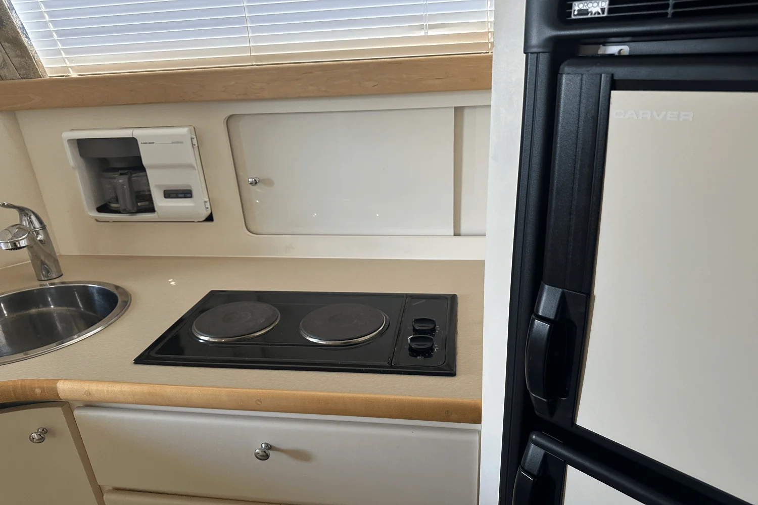 1998 Carver Yachts SANTEGO 380 Image Thumbnail #20