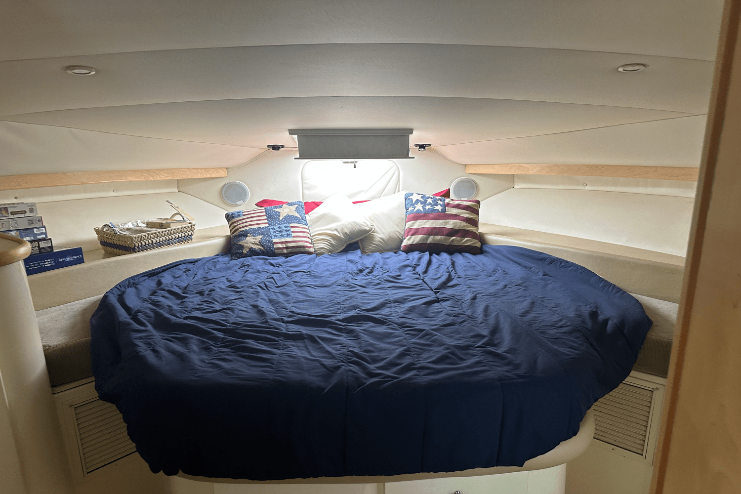 1998 Carver Yachts SANTEGO 380 Image Thumbnail #26