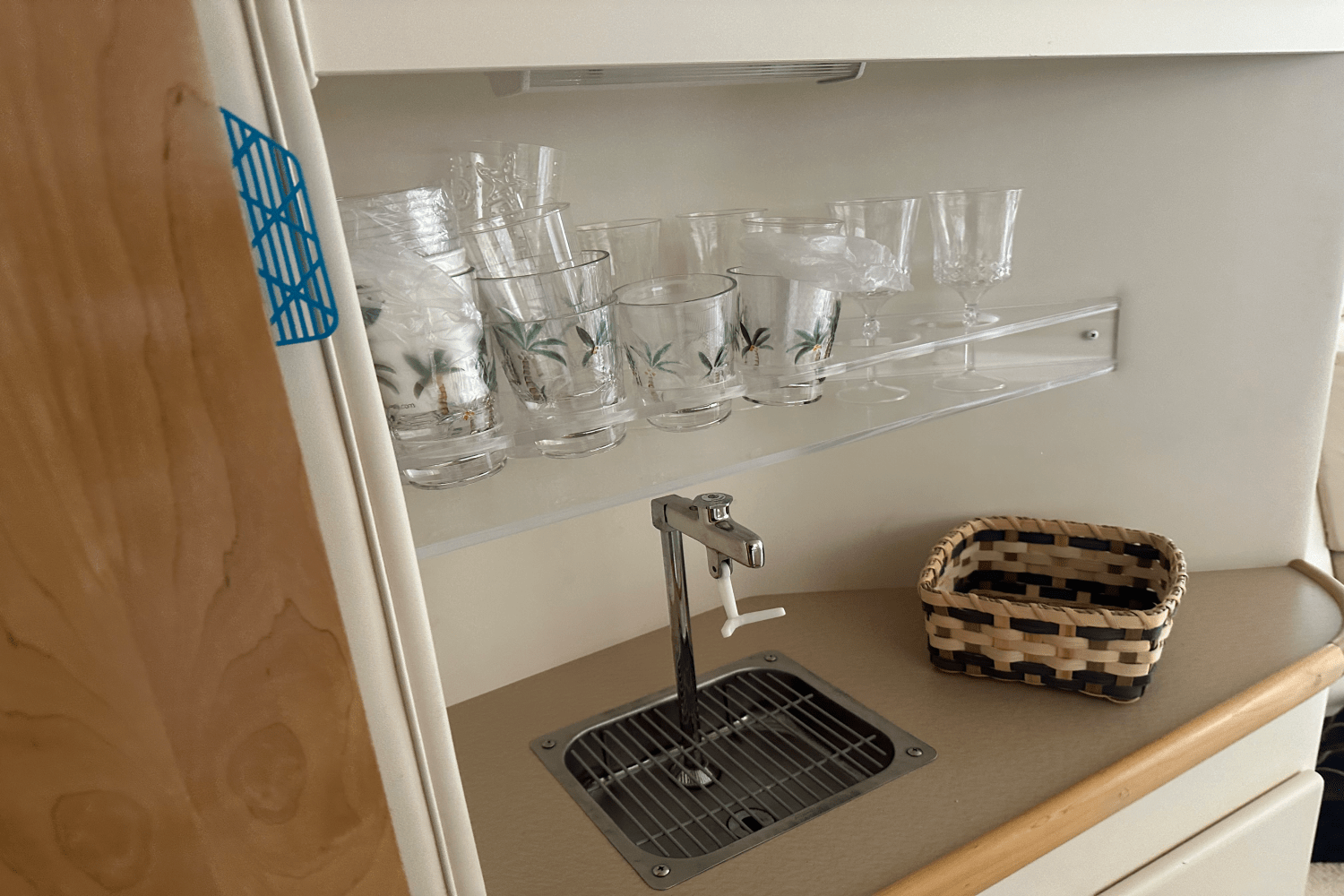 1998 Carver Yachts SANTEGO 380 Image Thumbnail #25