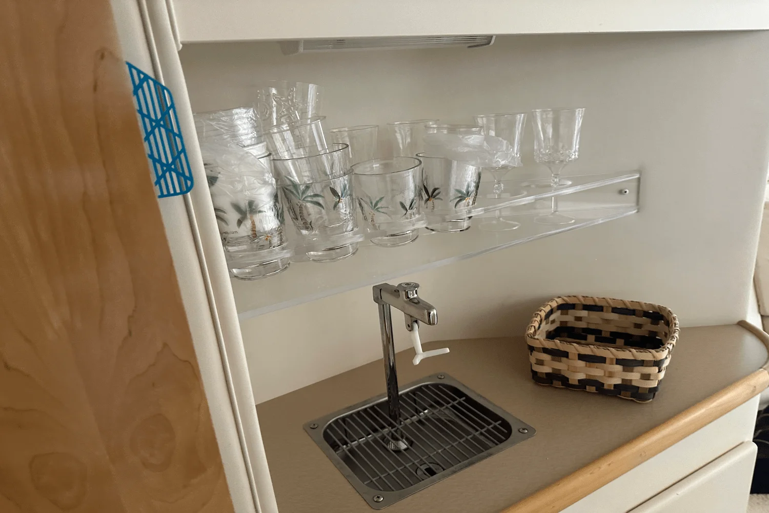 1998 Carver Yachts SANTEGO 380 Image Thumbnail #25